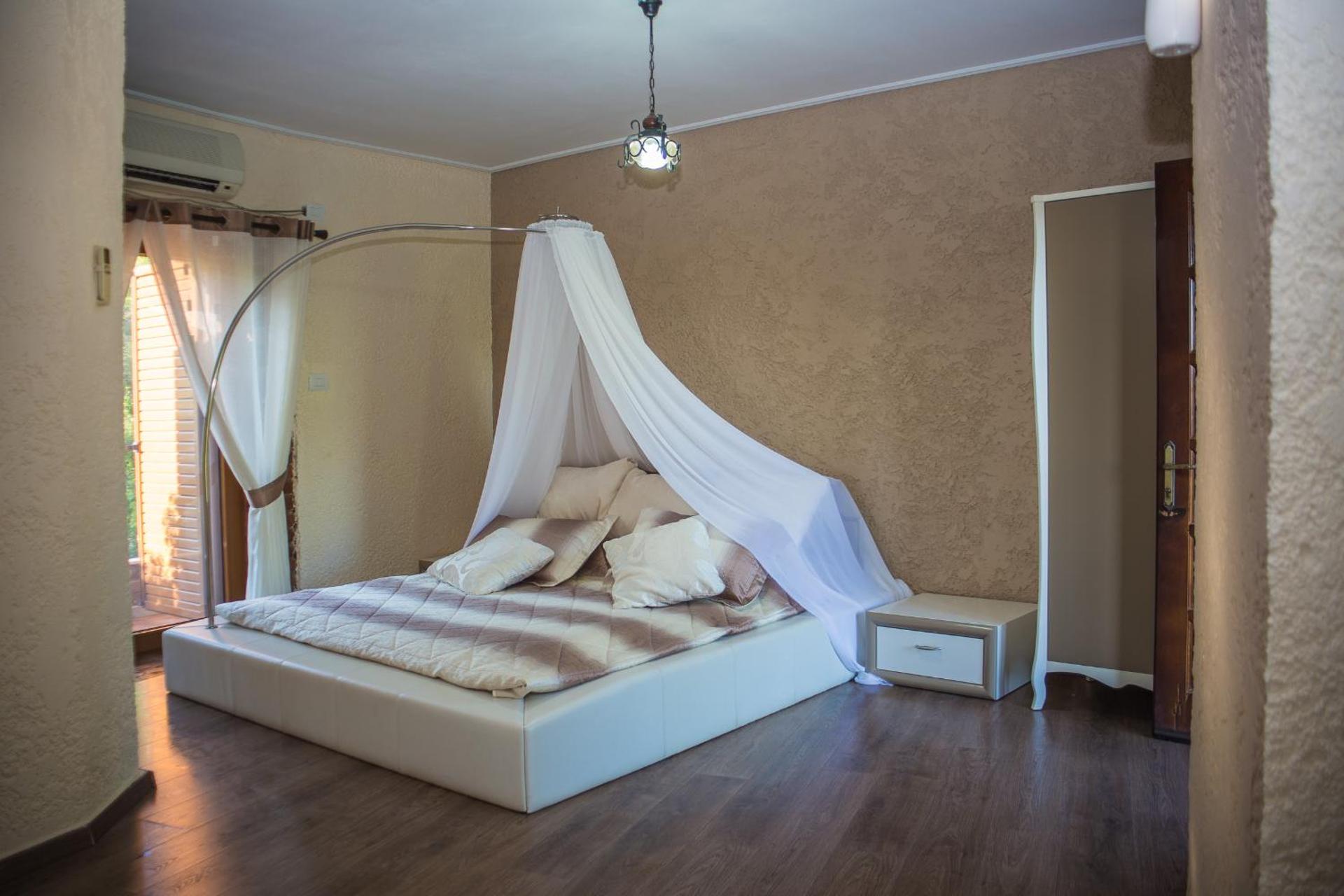 Hotel Livia - Photo 31