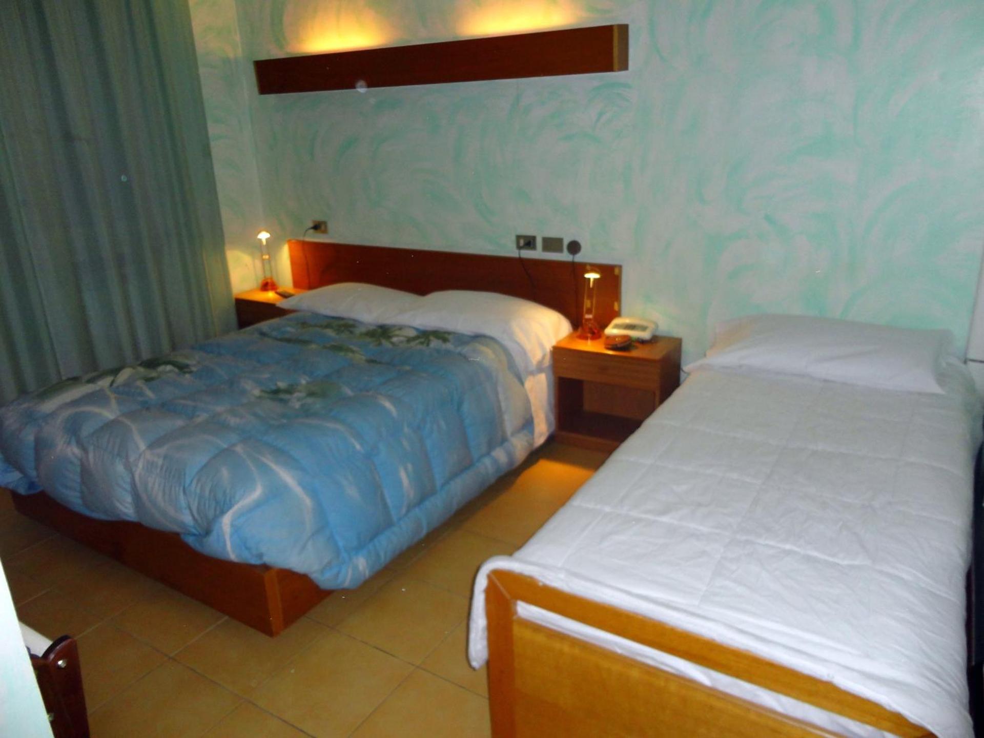 Hotel Puntabella - Photo 36