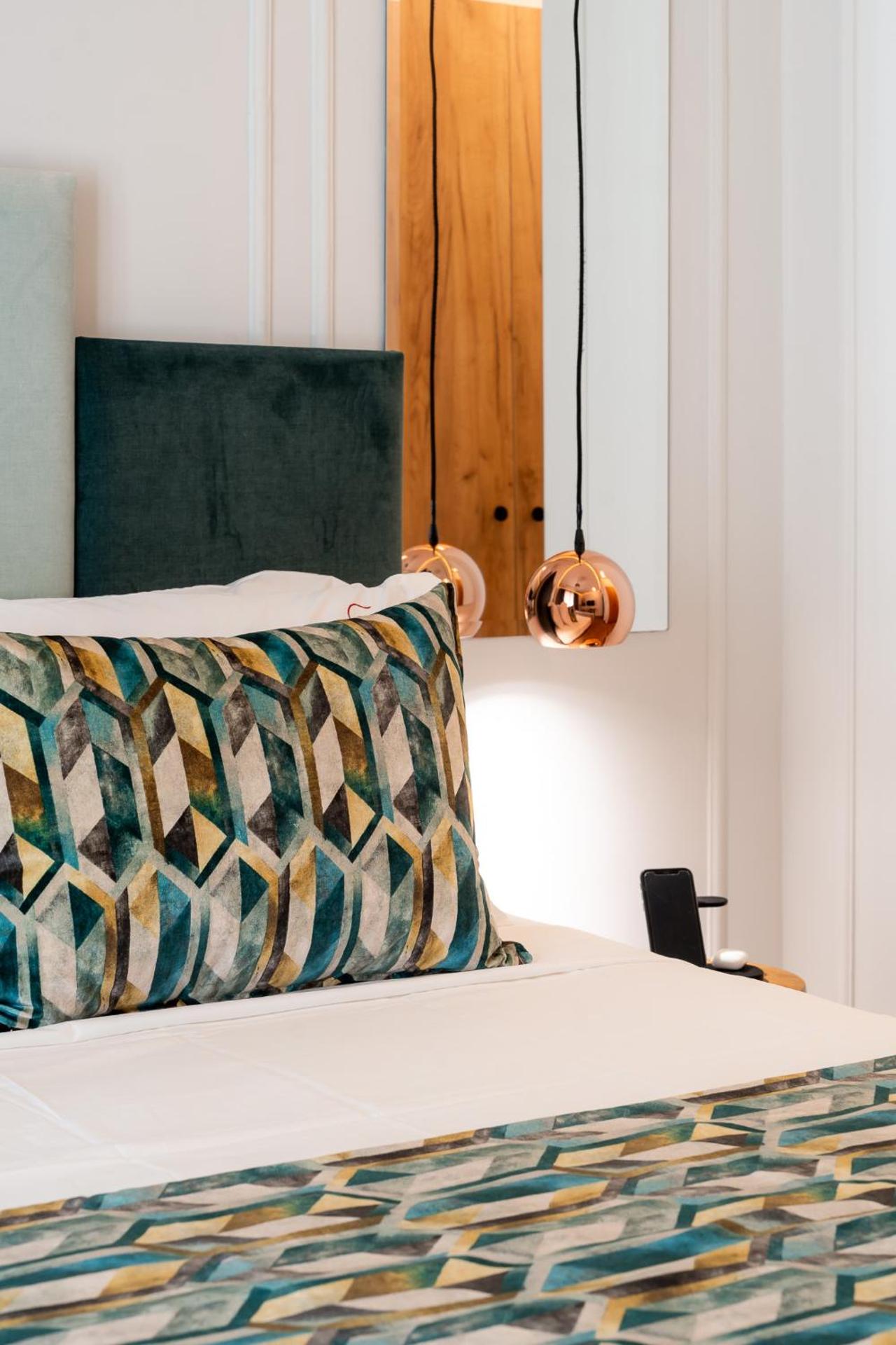 Garment District Suites - Photo 75