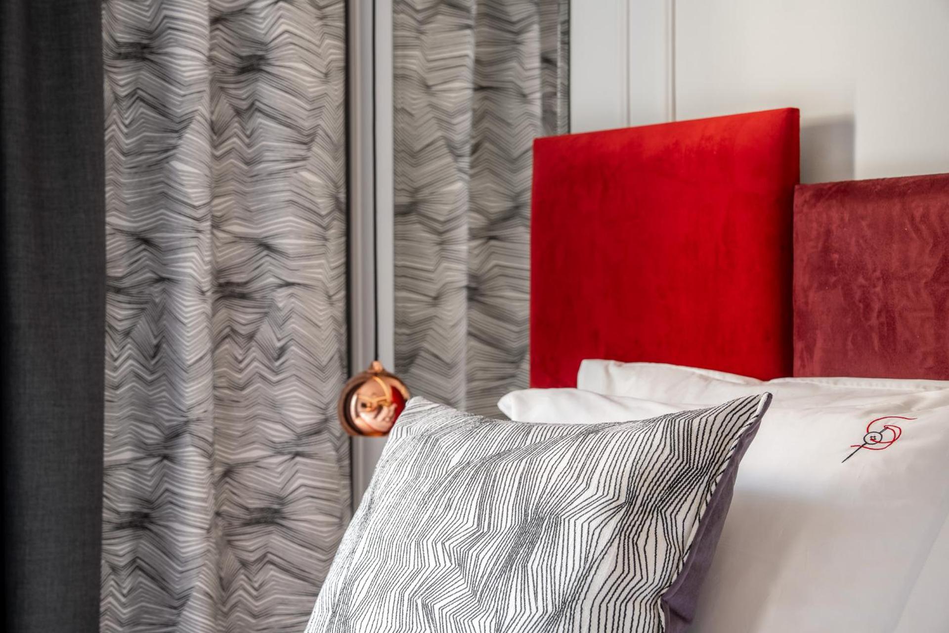 Garment District Suites - Photo 72