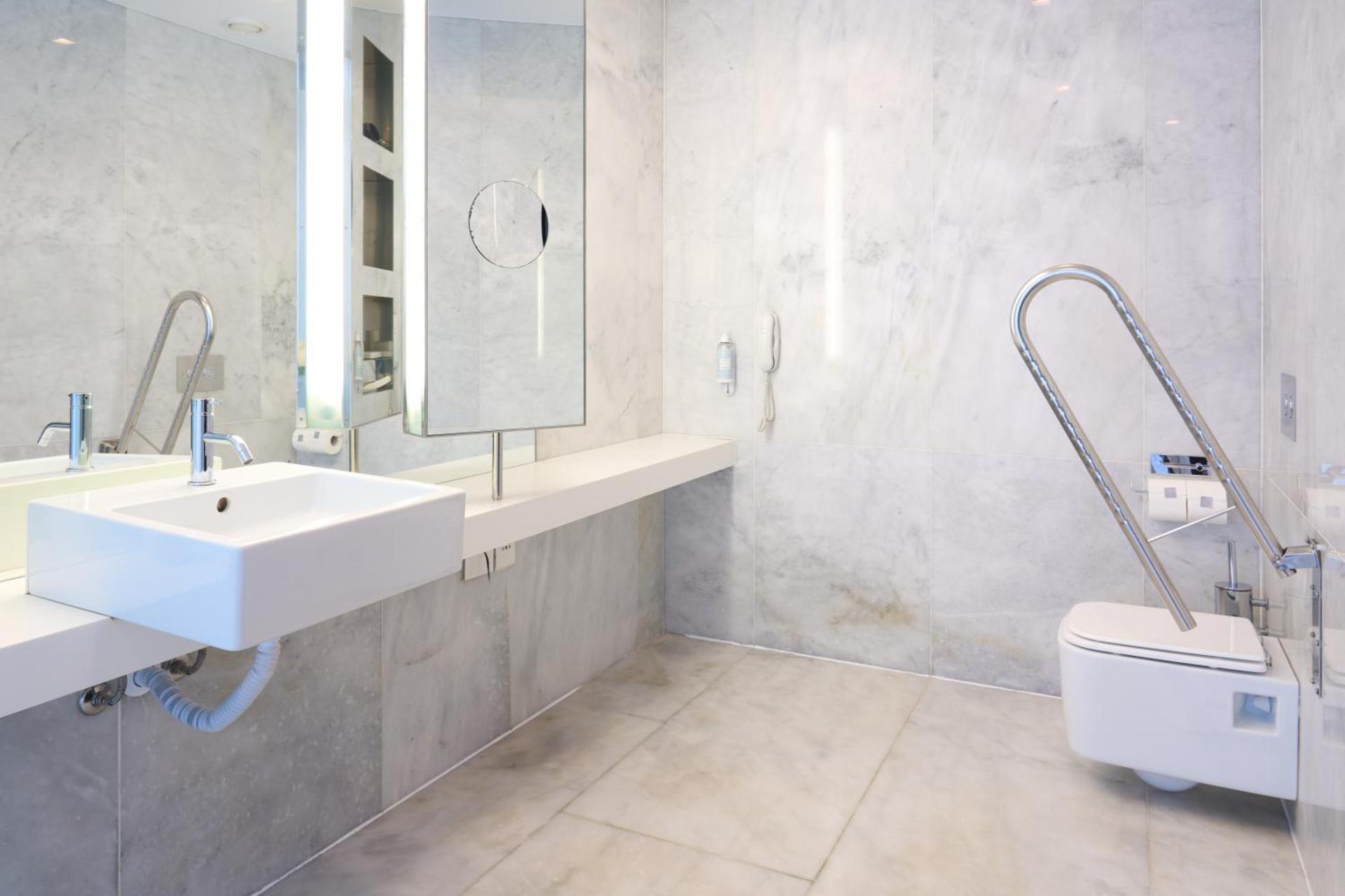 Altis Belem Hotel & Spa, a Member of Design Hotels - Photo 83