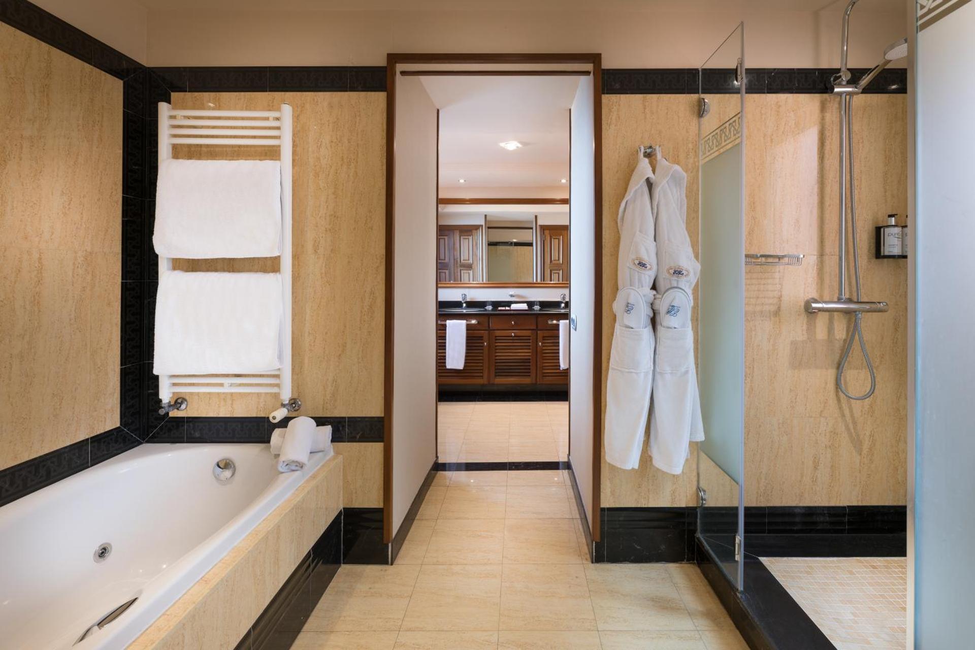 Elba Estepona Gran Hotel & Thalasso Spa - Photo 9