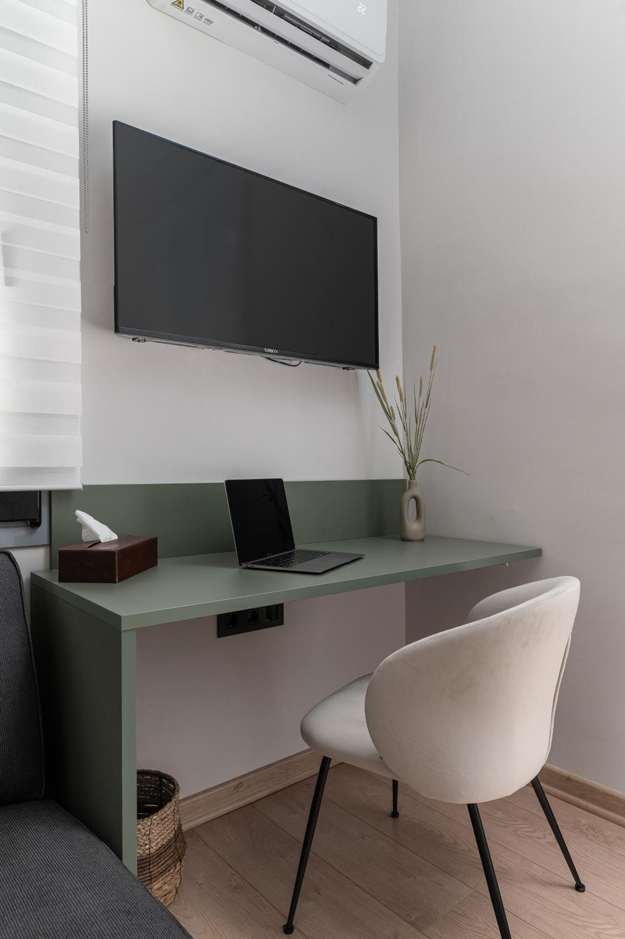 Phalerus Suites - Photo 28