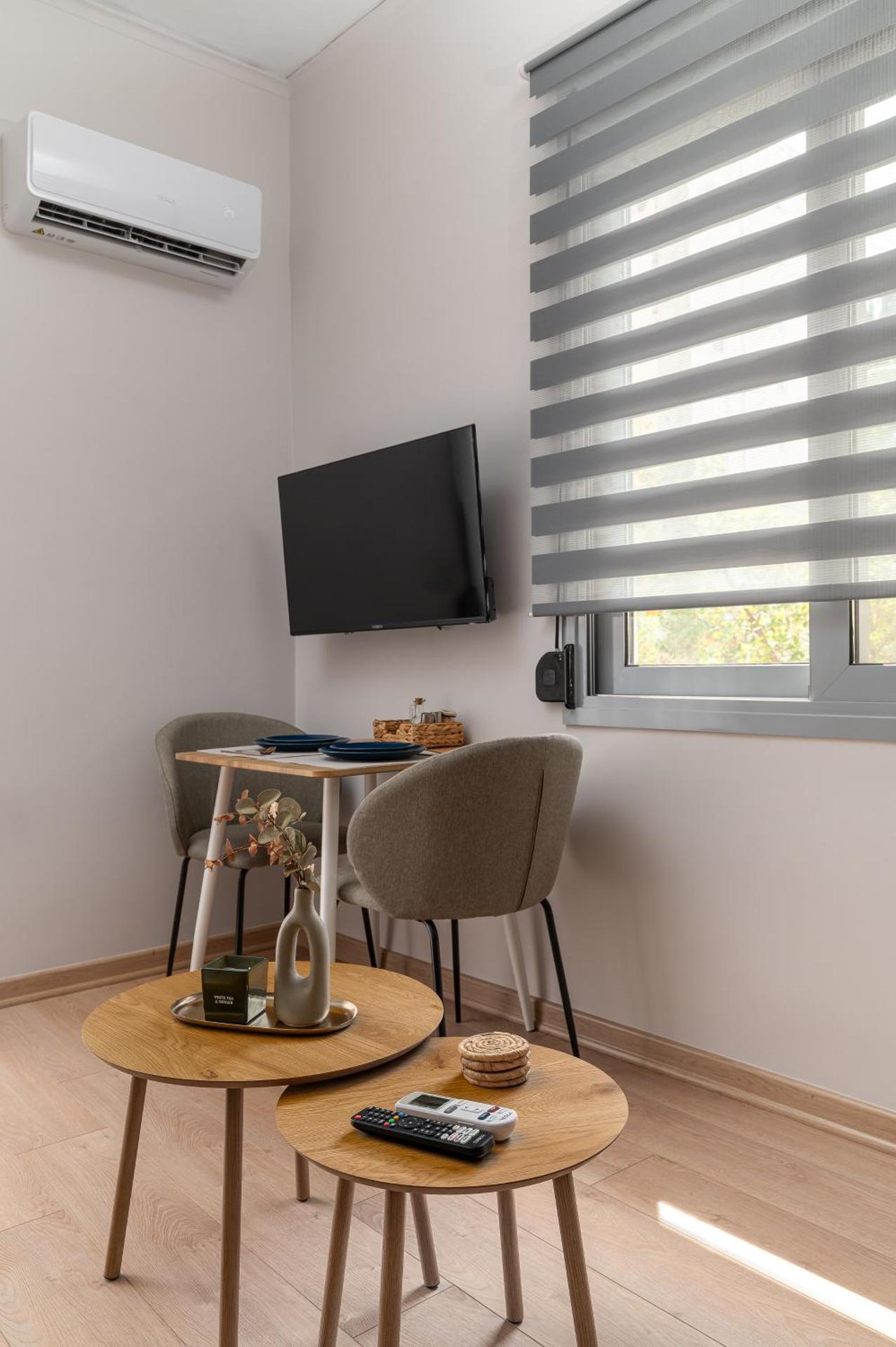 Phalerus Suites - Photo 8