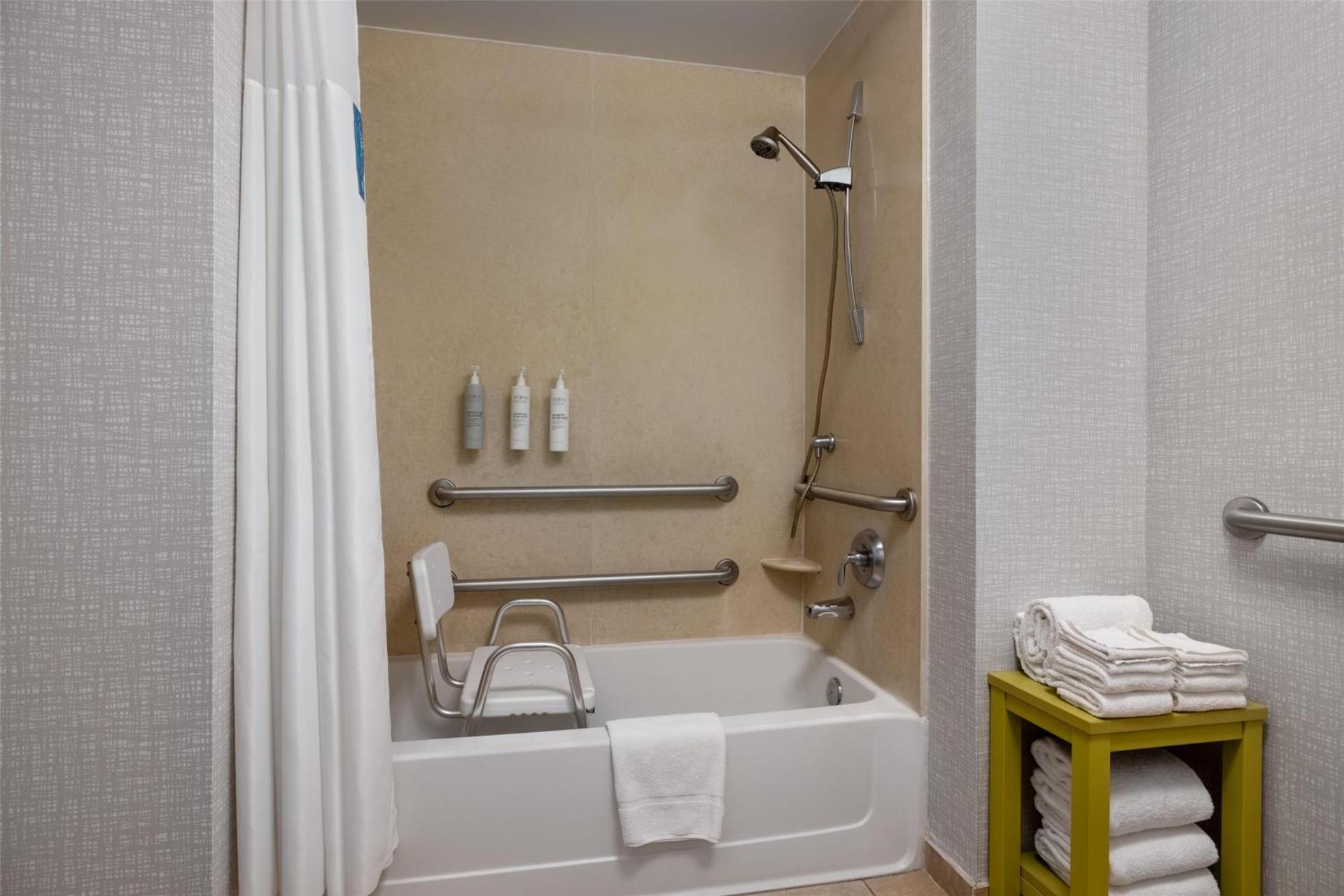 Hampton Inn Las Vegas/North Speedway - Photo 21