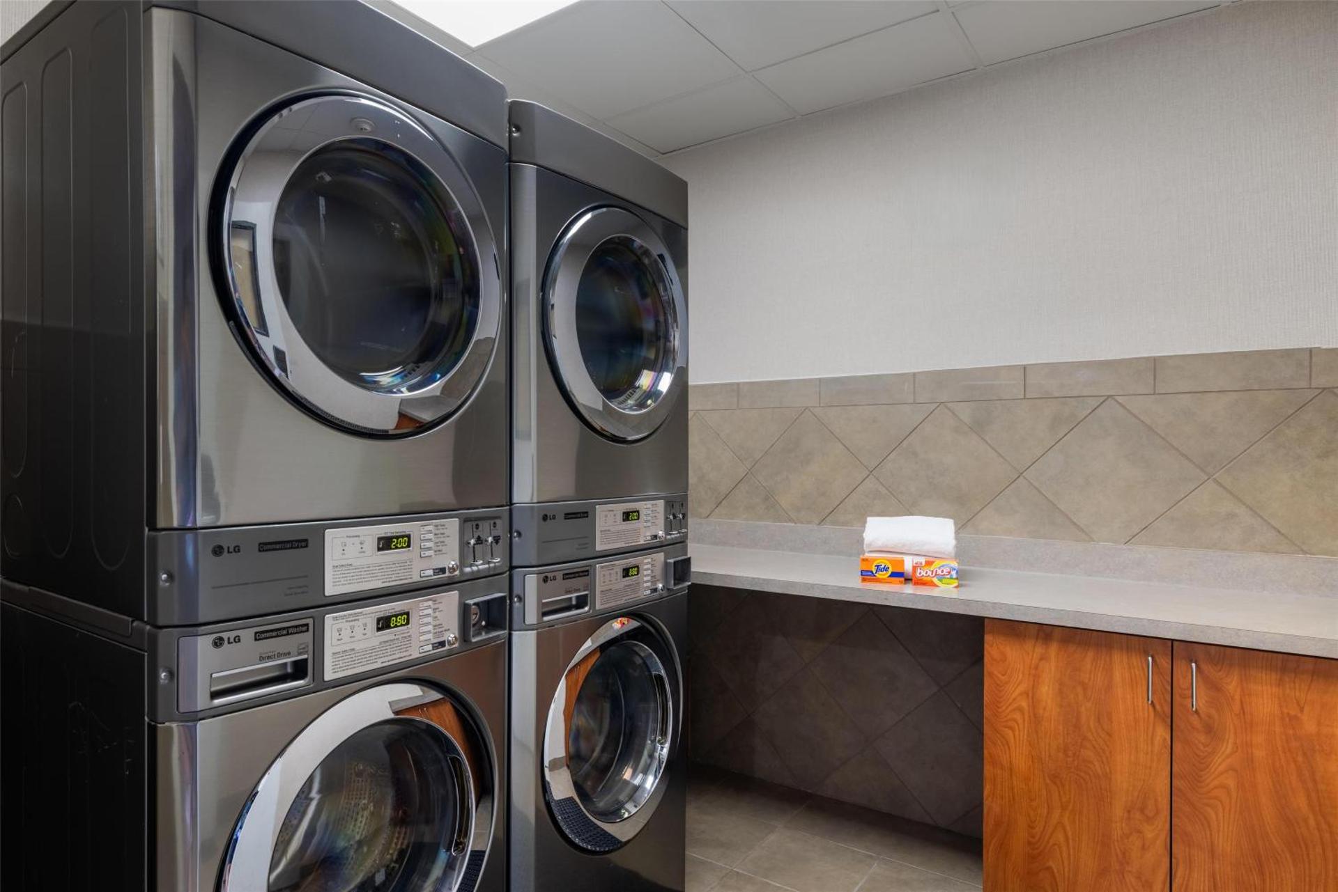 Hampton Inn Las Vegas/North Speedway - Photo 3