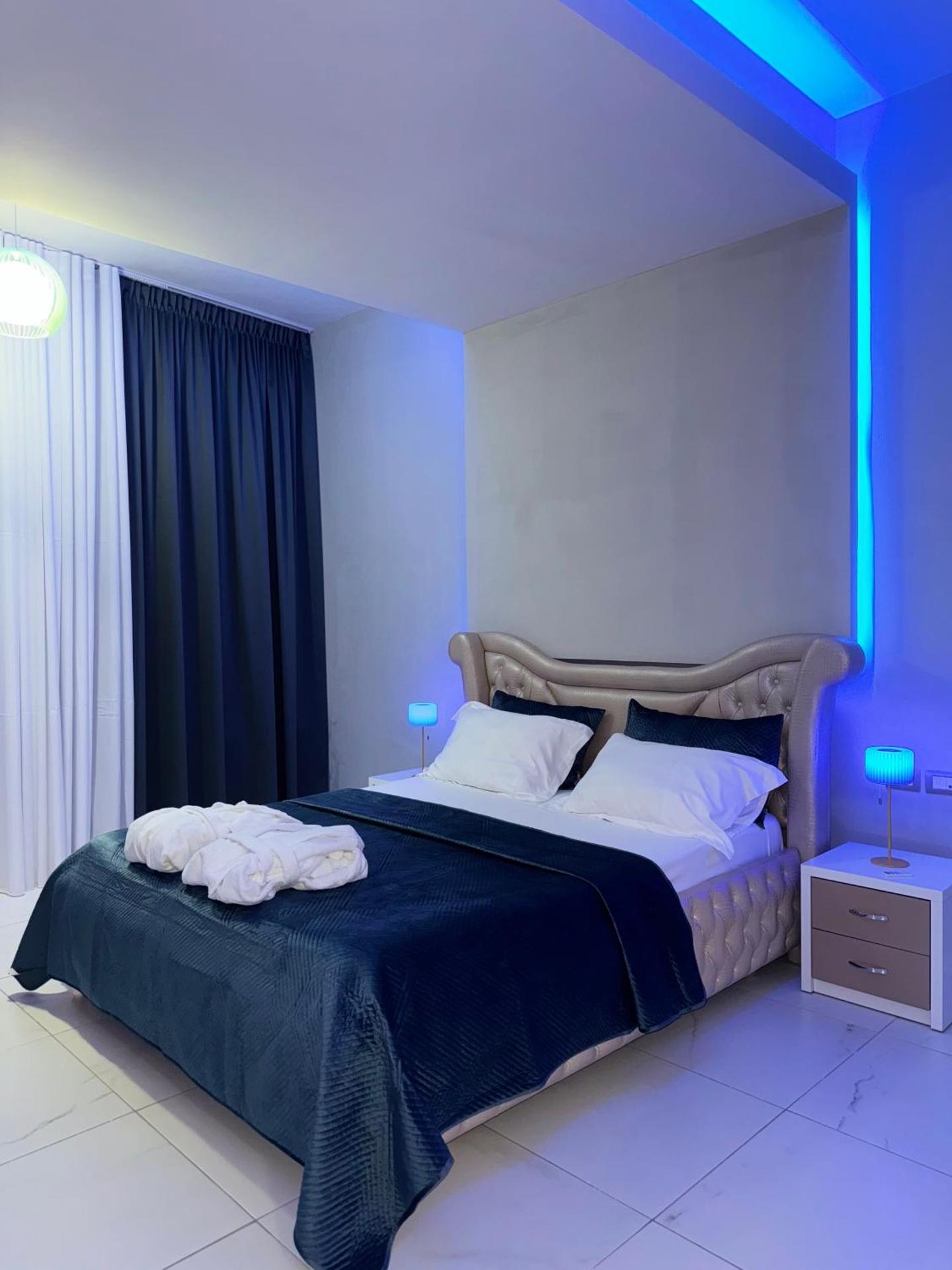 Grand Hotel Gjyshi - Photo 56