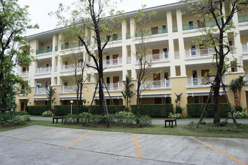 The One Residence Hotel - Photo 49