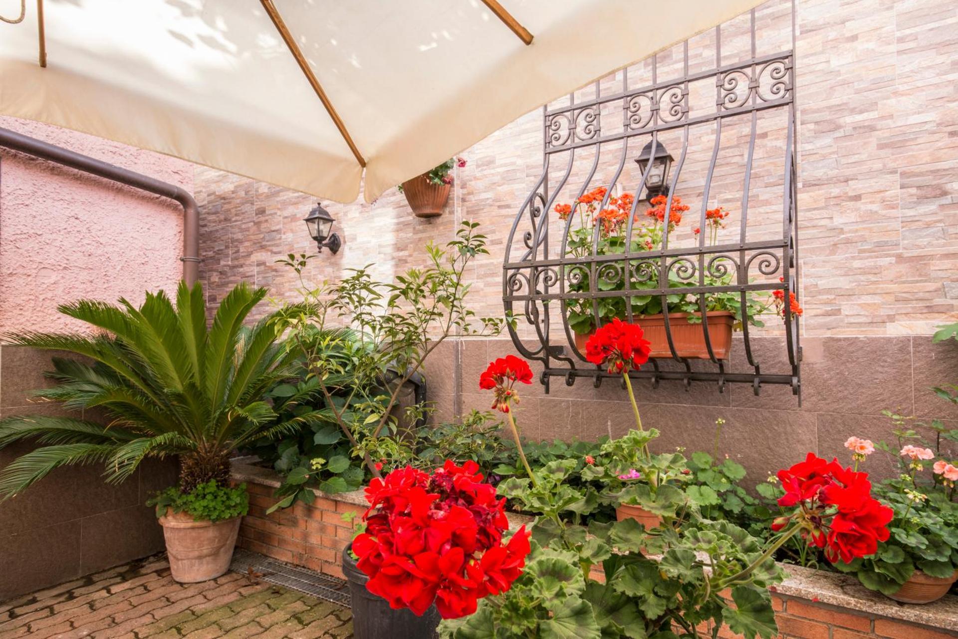 Hotel Vittoria - Photo 79