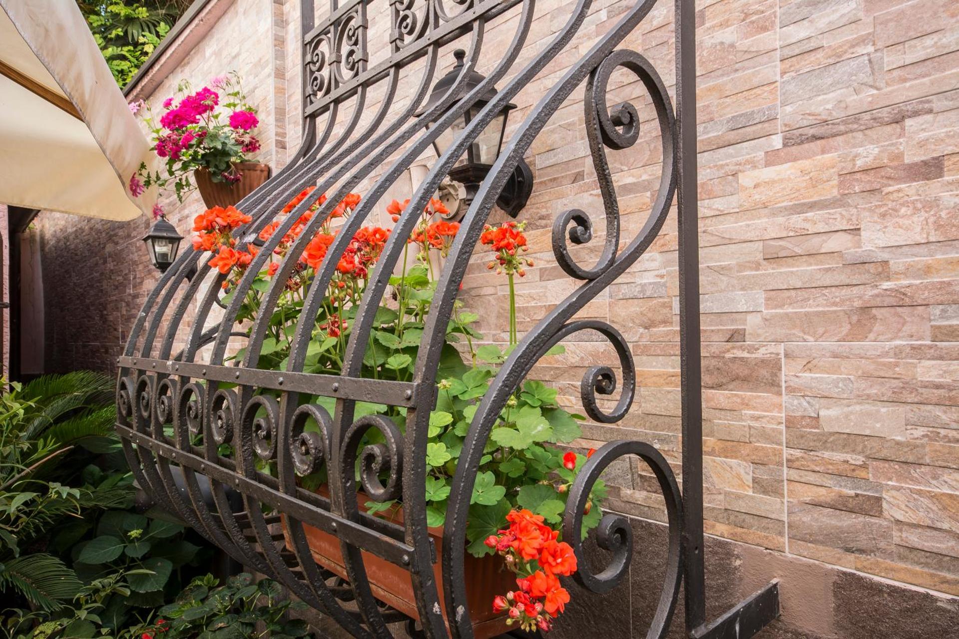 Hotel Vittoria - Photo 81