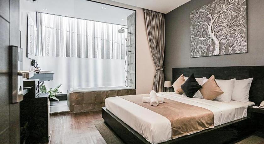 De Art Hotel - Photo 13