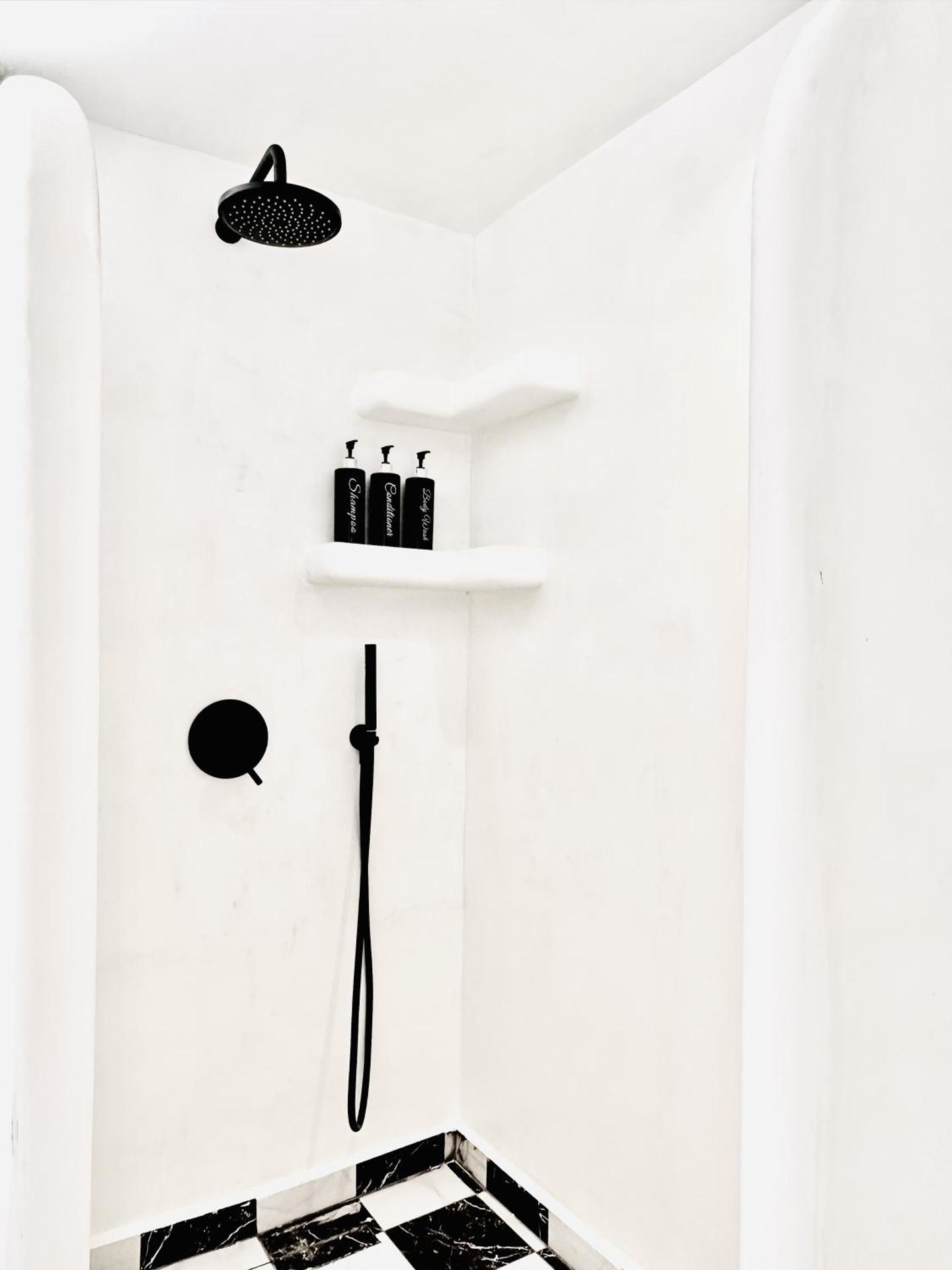 Arlene Suites - Photo 53