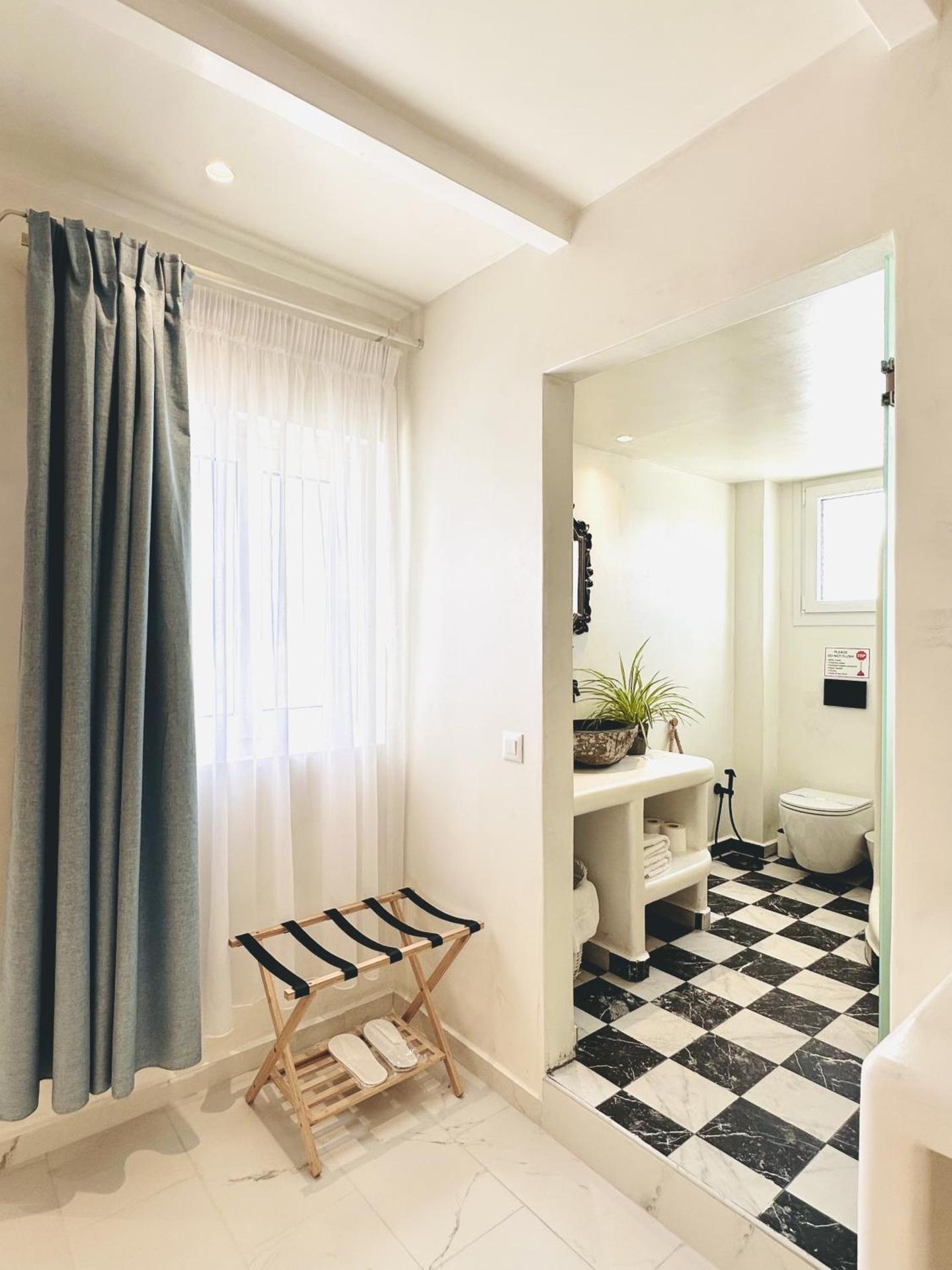 Arlene Suites - Photo 67