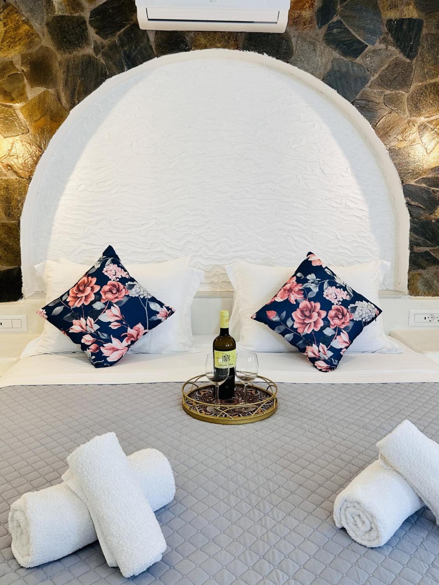 Arlene Suites - Photo 45