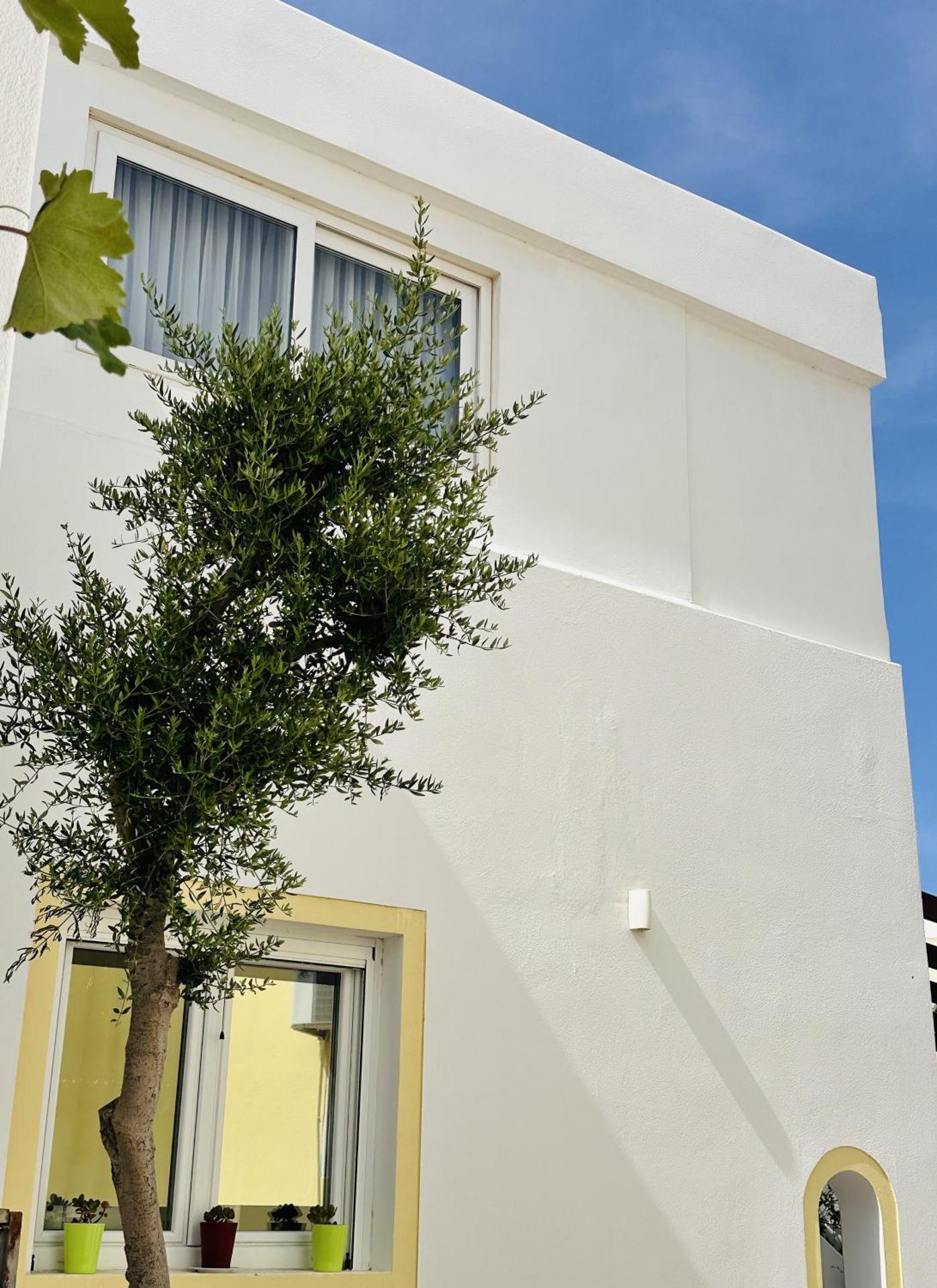 Arlene Suites - Photo 87