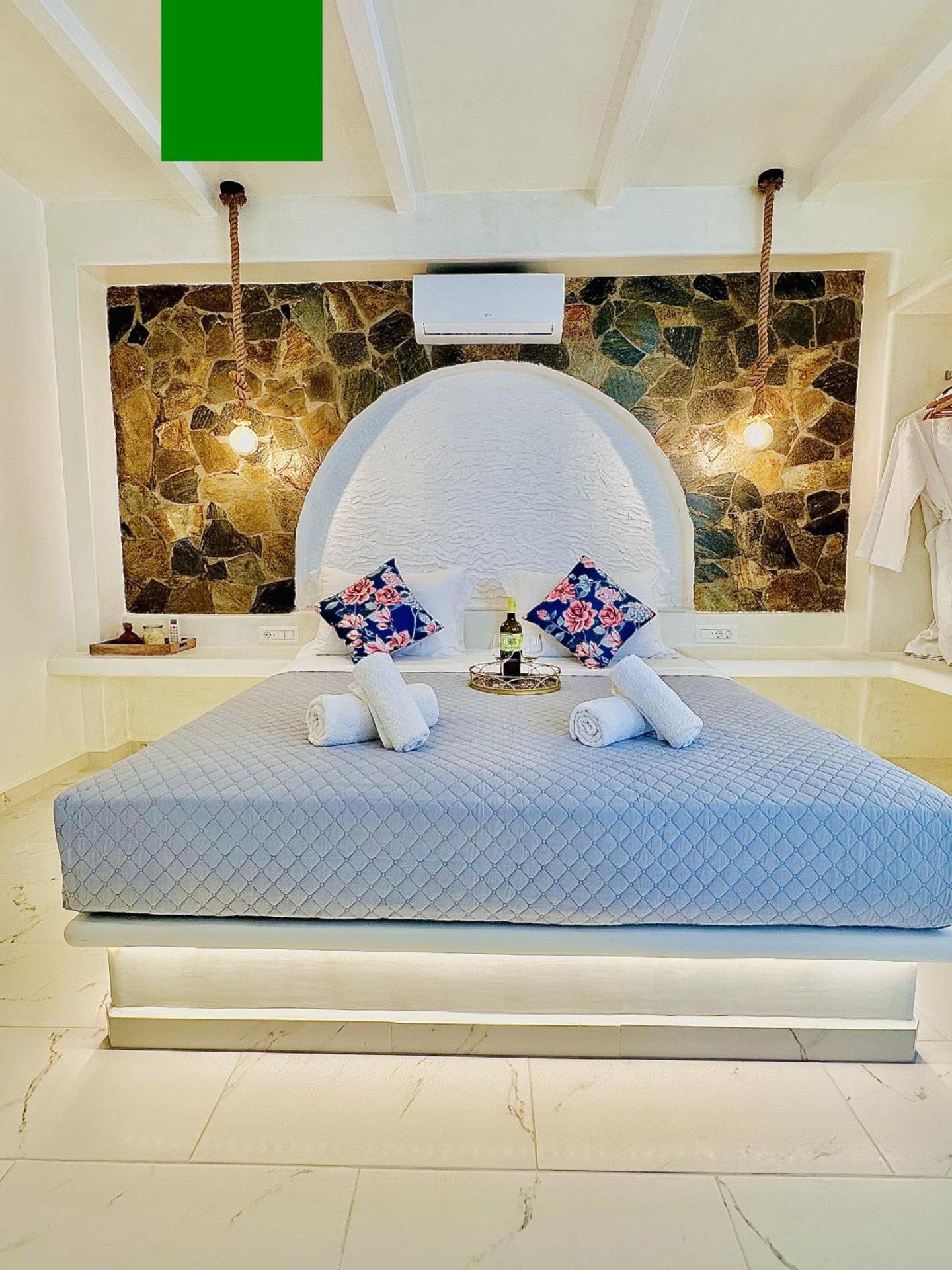 Arlene Suites - Photo 98