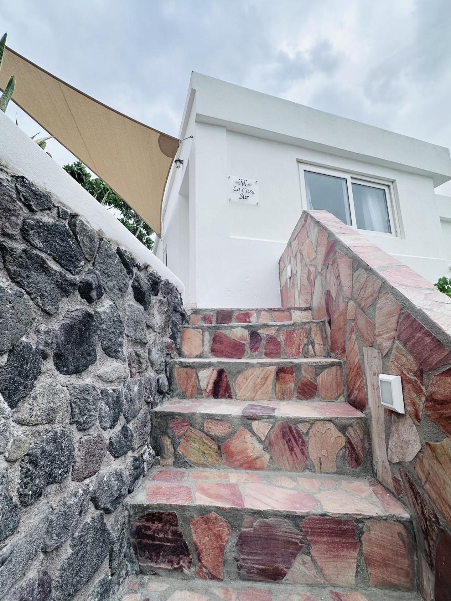 Arlene Suites - Photo 143