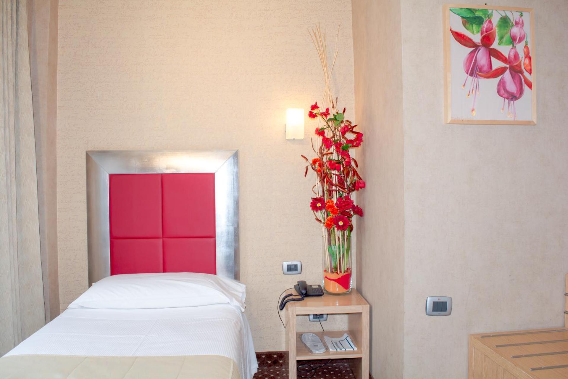 Hotel Susa - Photo 50