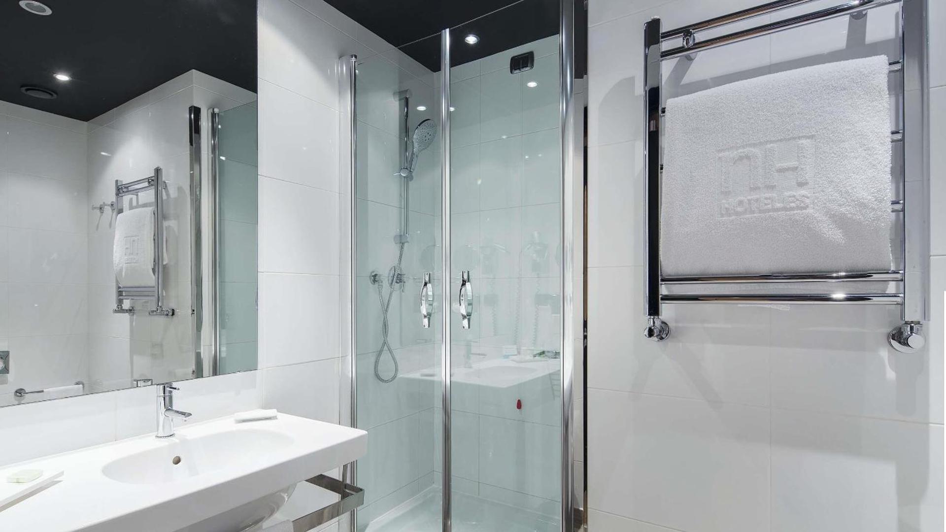 NH Milano Fiera - Photo 8