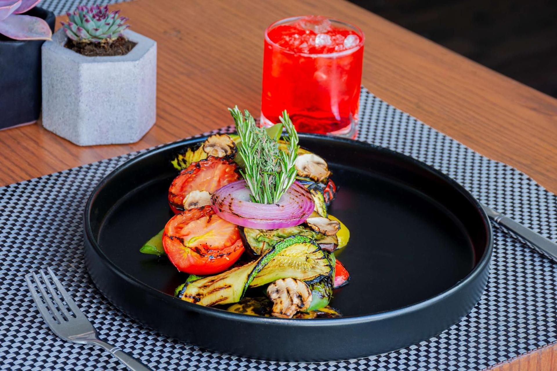 NH Collection Mexico City Santa Fe - Photo 17