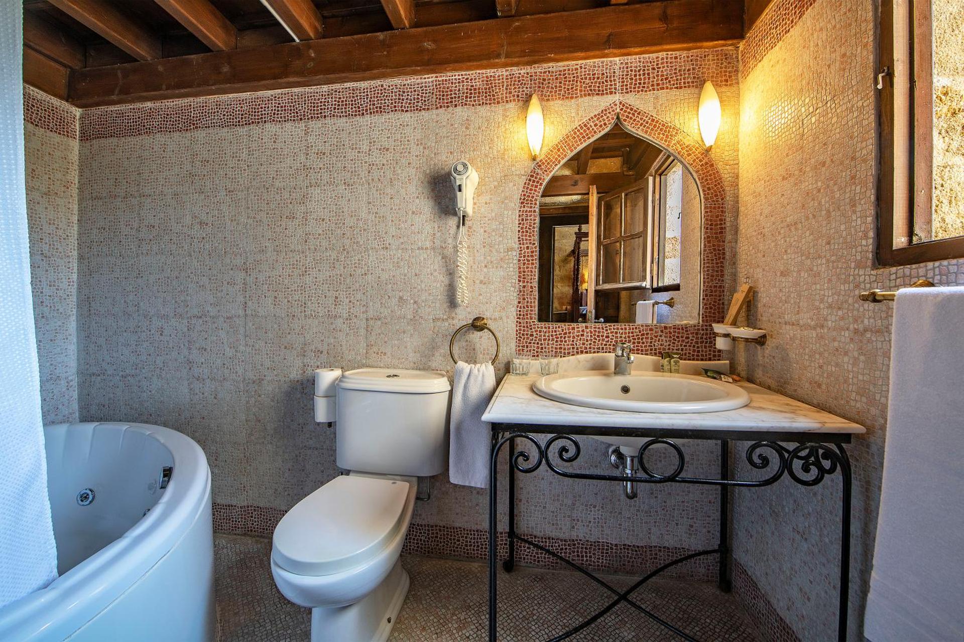 S.Nikolis' Historic Boutique Hotel - Photo 21