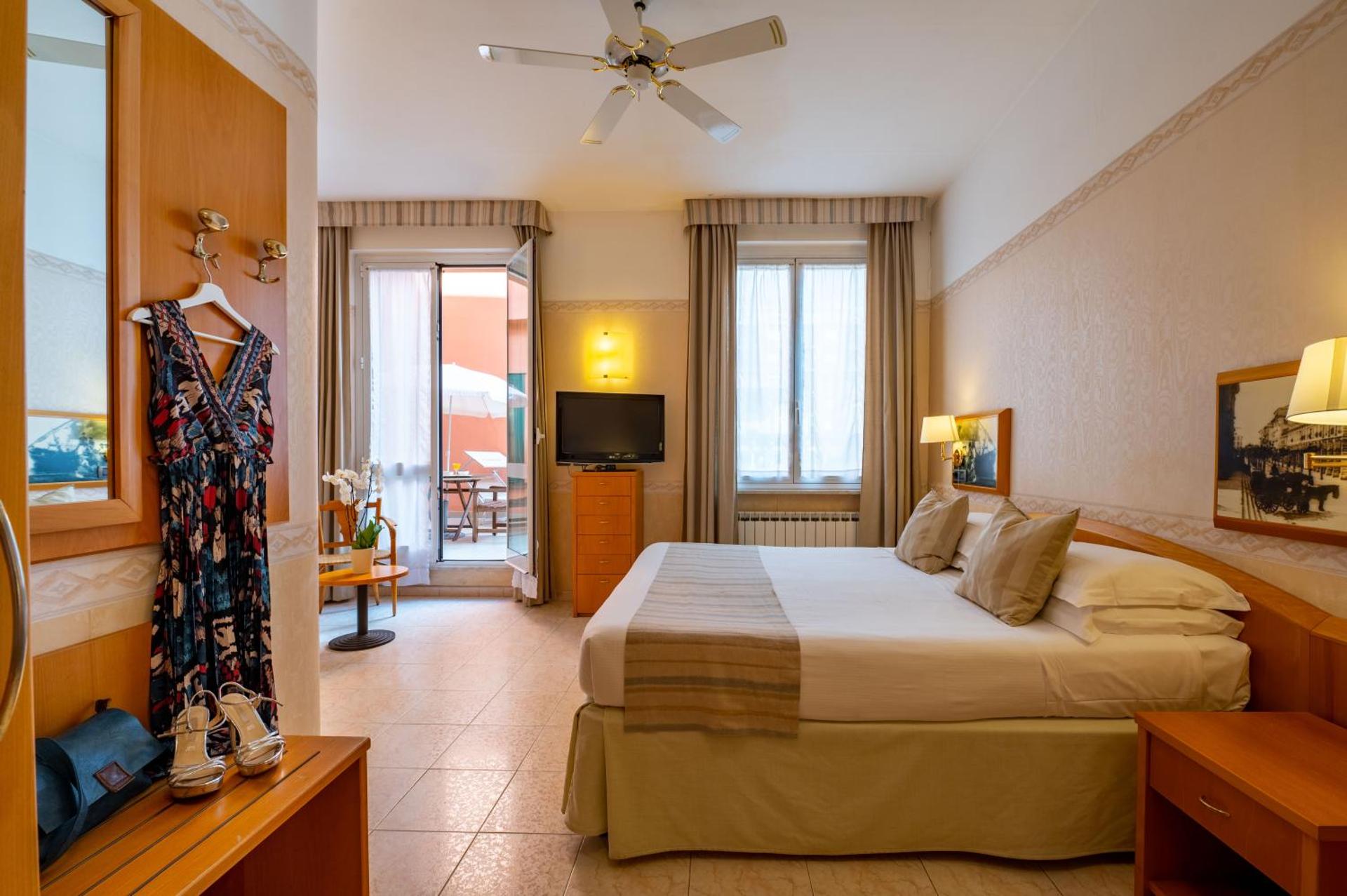 Hotel Monte Rosa - Photo 16