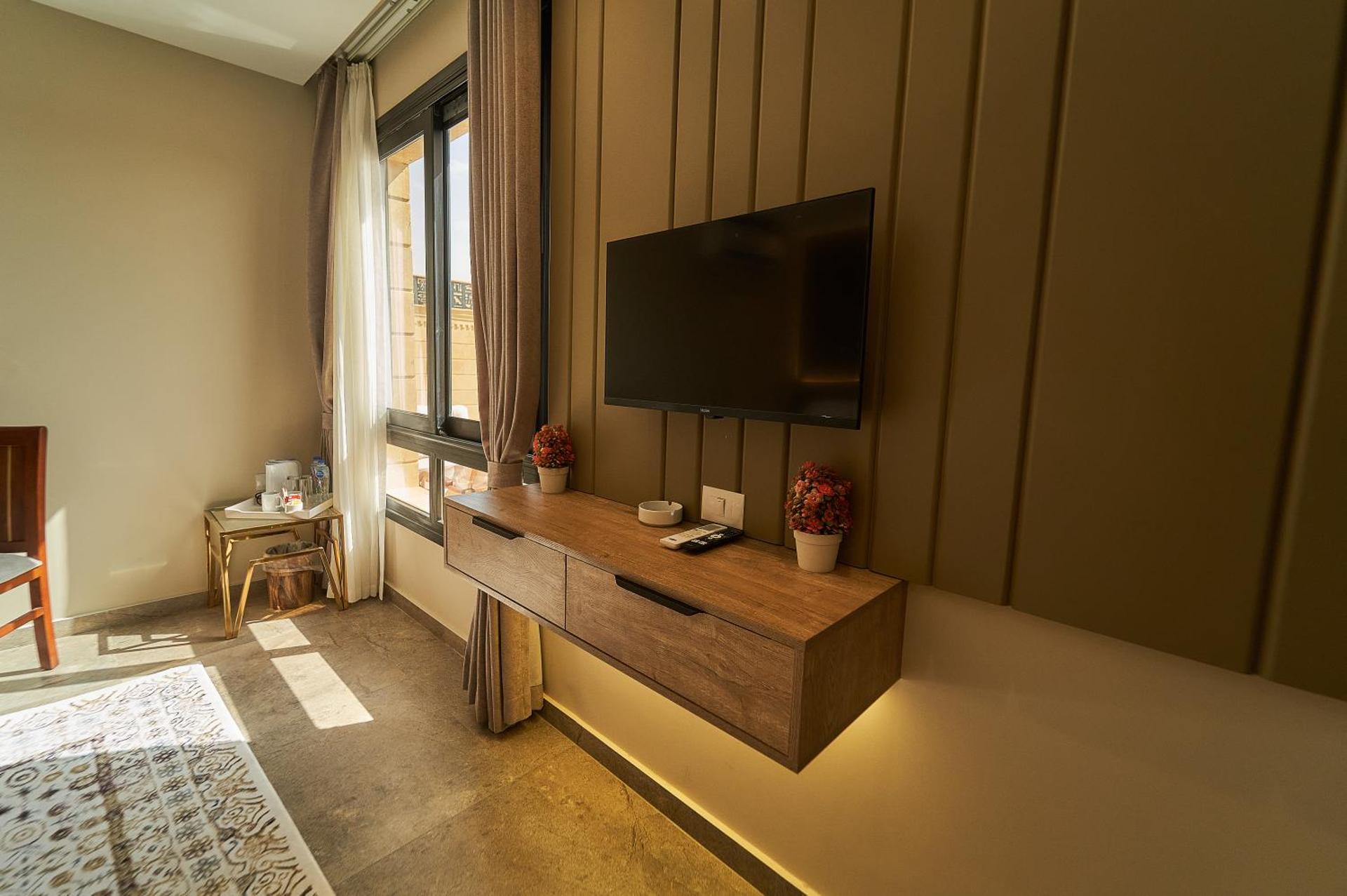 Pyramids Secret Hotel - Photo 82