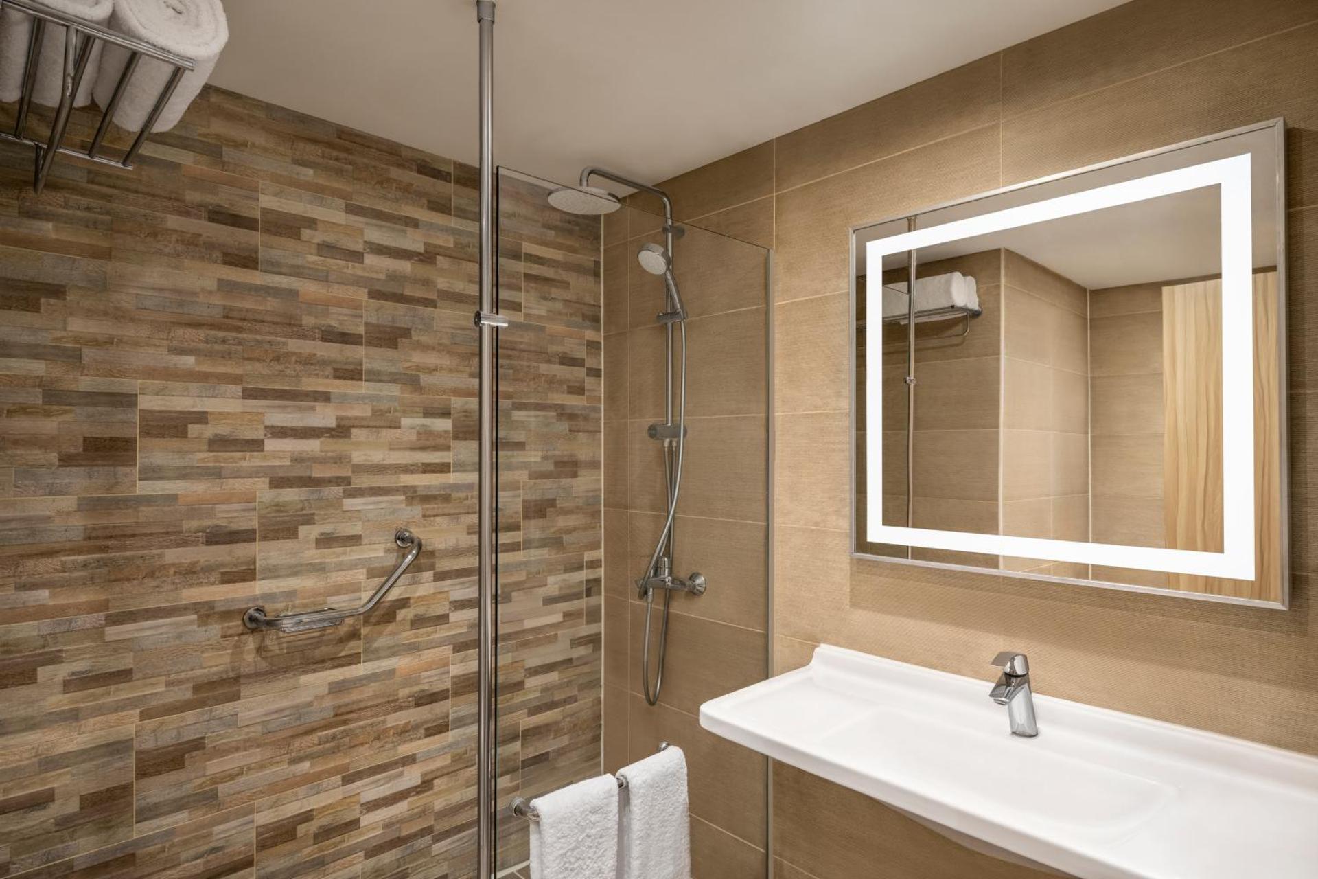 Novotel Cairo Airport - Photo 21