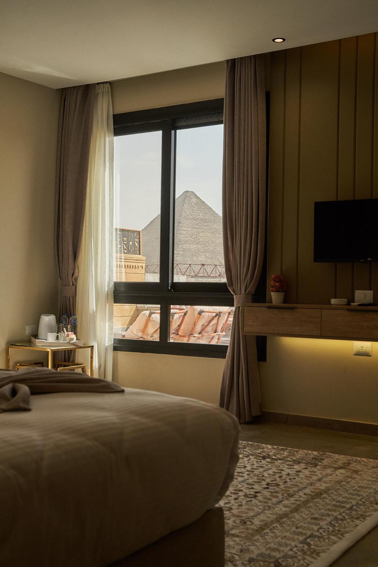 Pyramids Secret Hotel - Photo 85