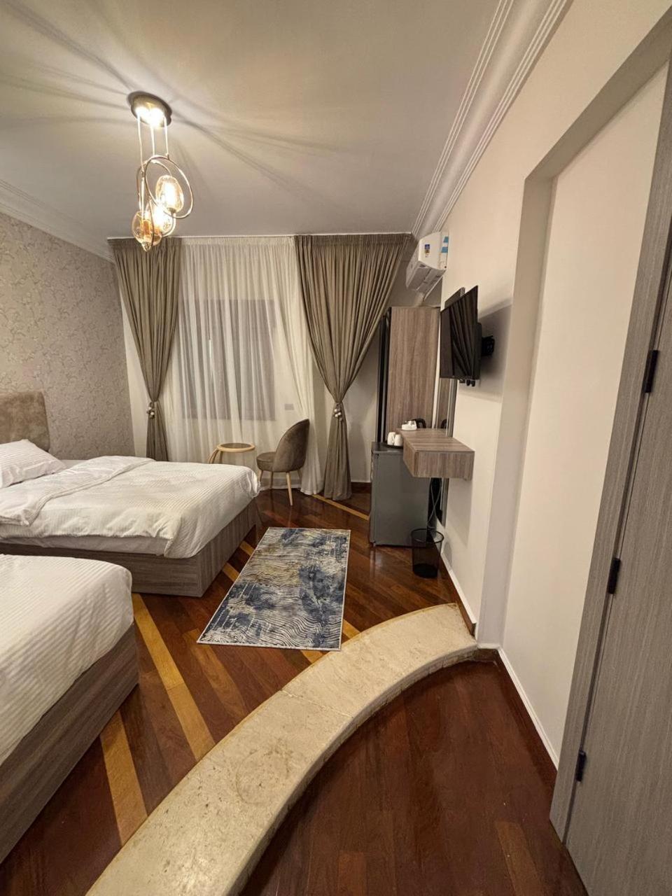 Gold Palace Hotel - Photo 58