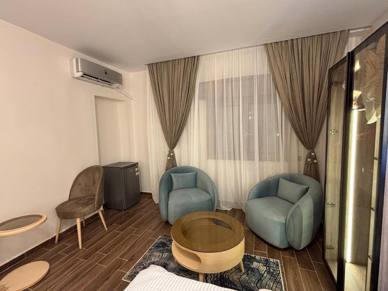 Gold Palace Hotel - Photo 77