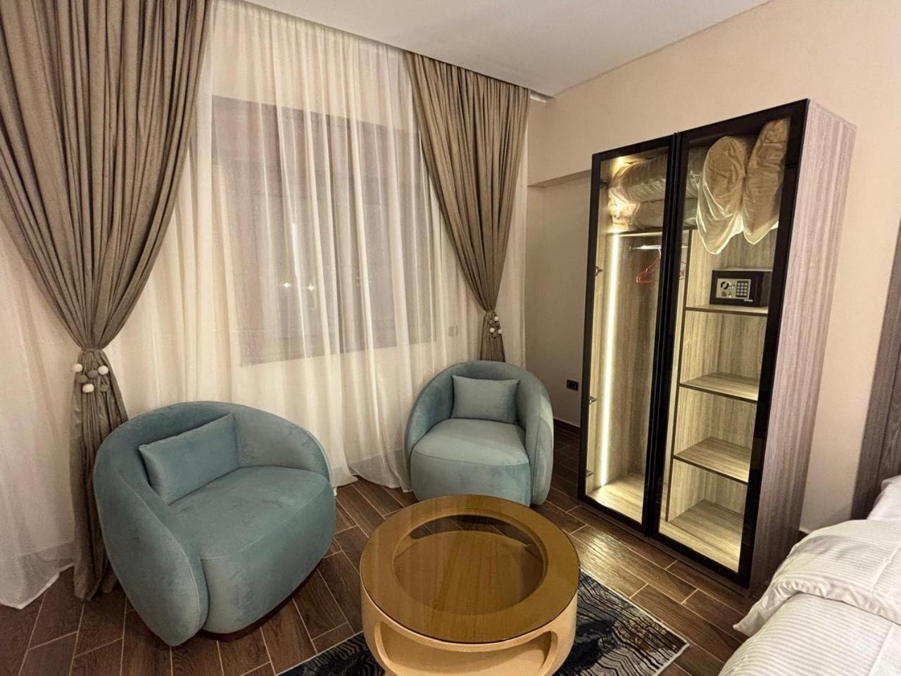 Gold Palace Hotel - Photo 78