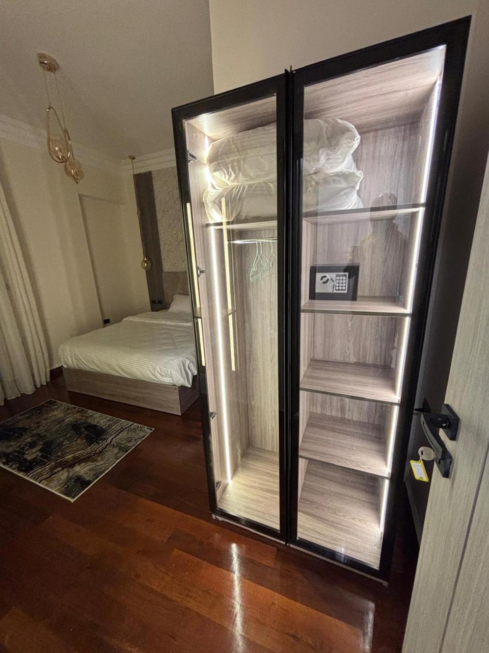 Gold Palace Hotel - Photo 22