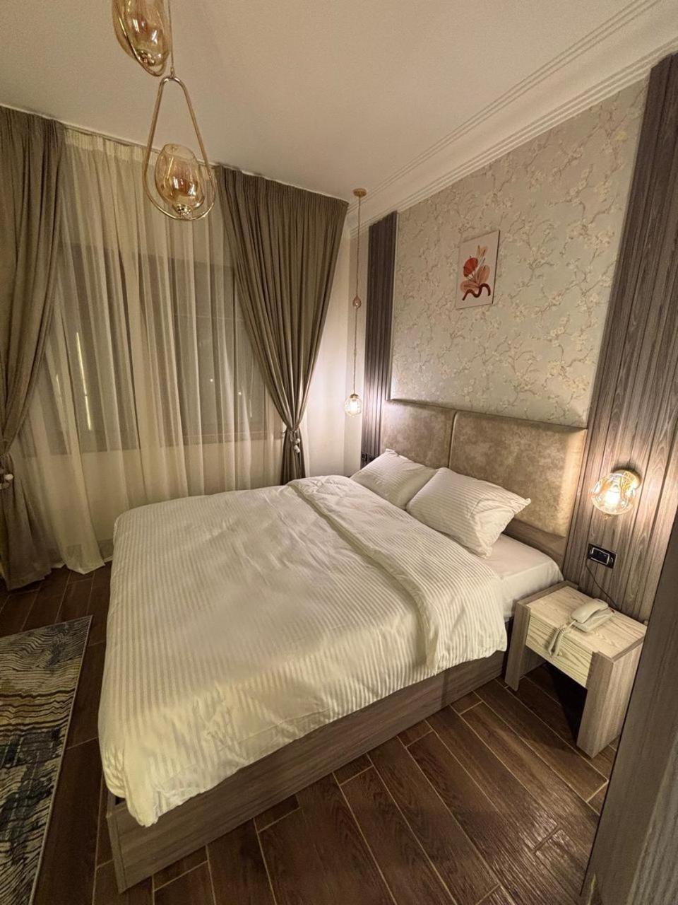 Gold Palace Hotel - Photo 26