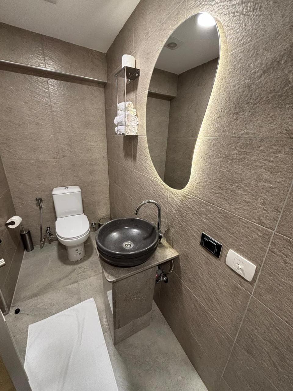 Gold Palace Hotel - Photo 31