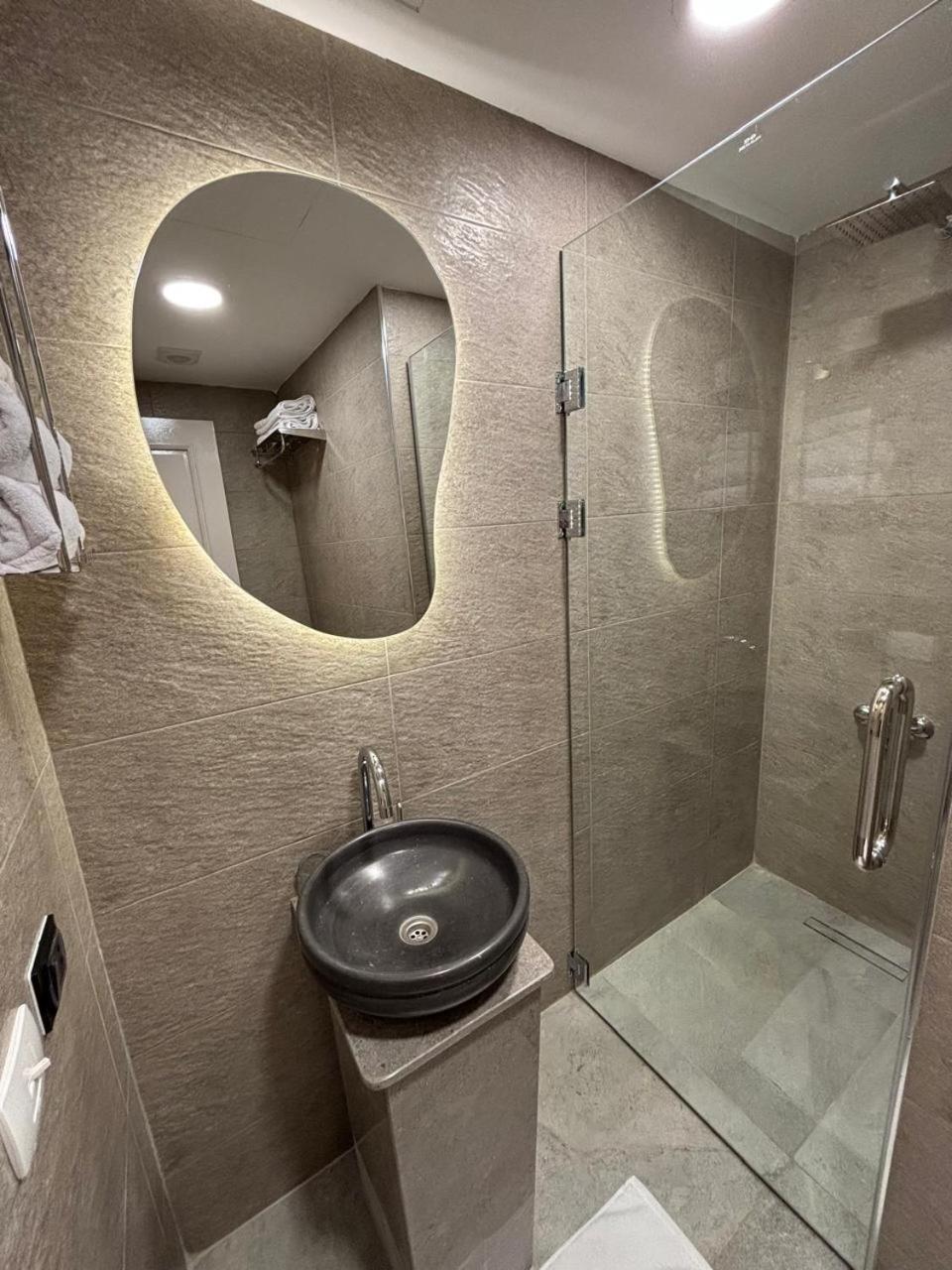 Gold Palace Hotel - Photo 34