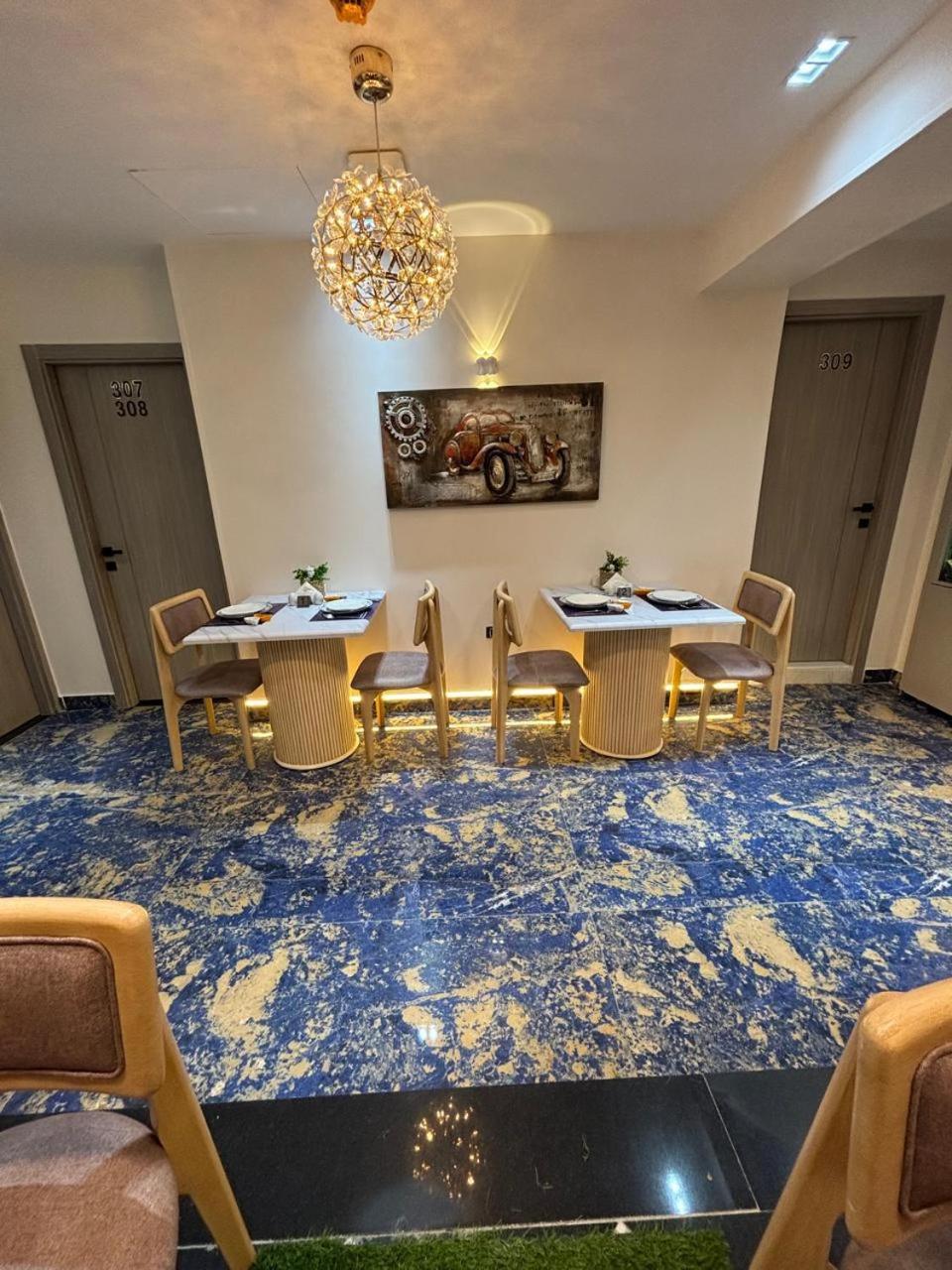 Gold Palace Hotel - Photo 147