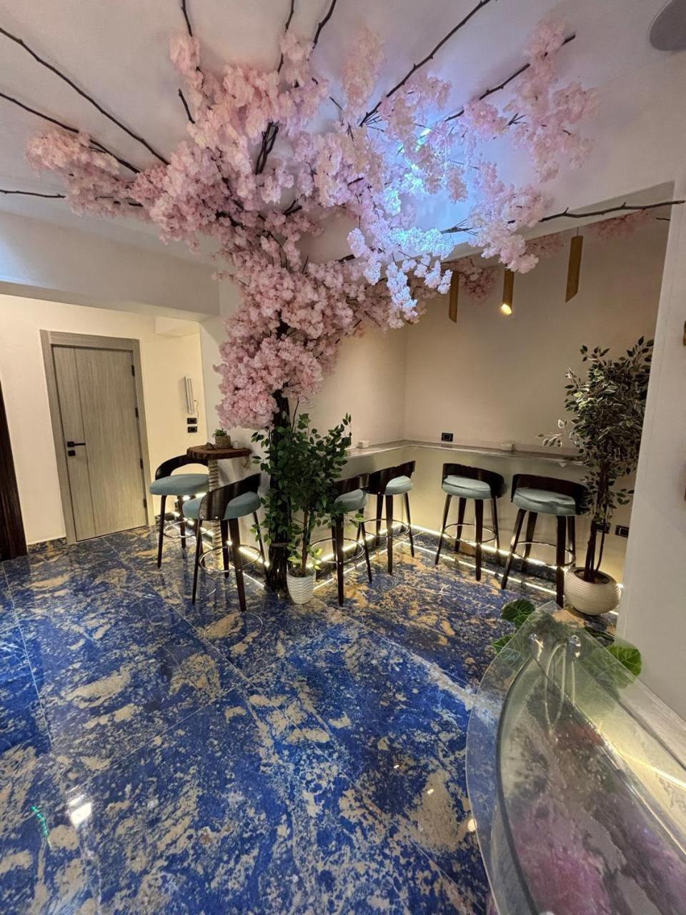 Gold Palace Hotel - Photo 151