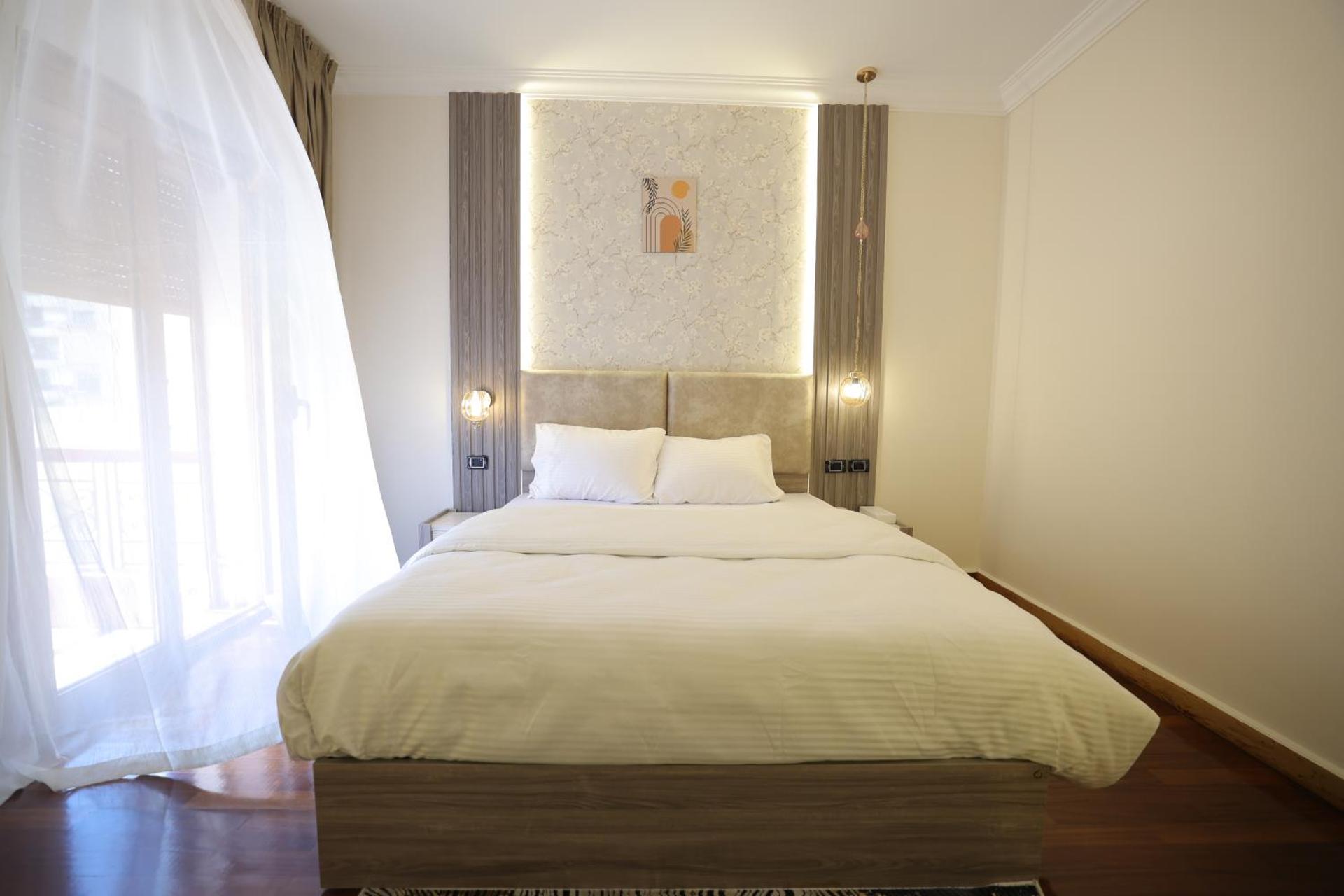 Gold Palace Hotel - Photo 36