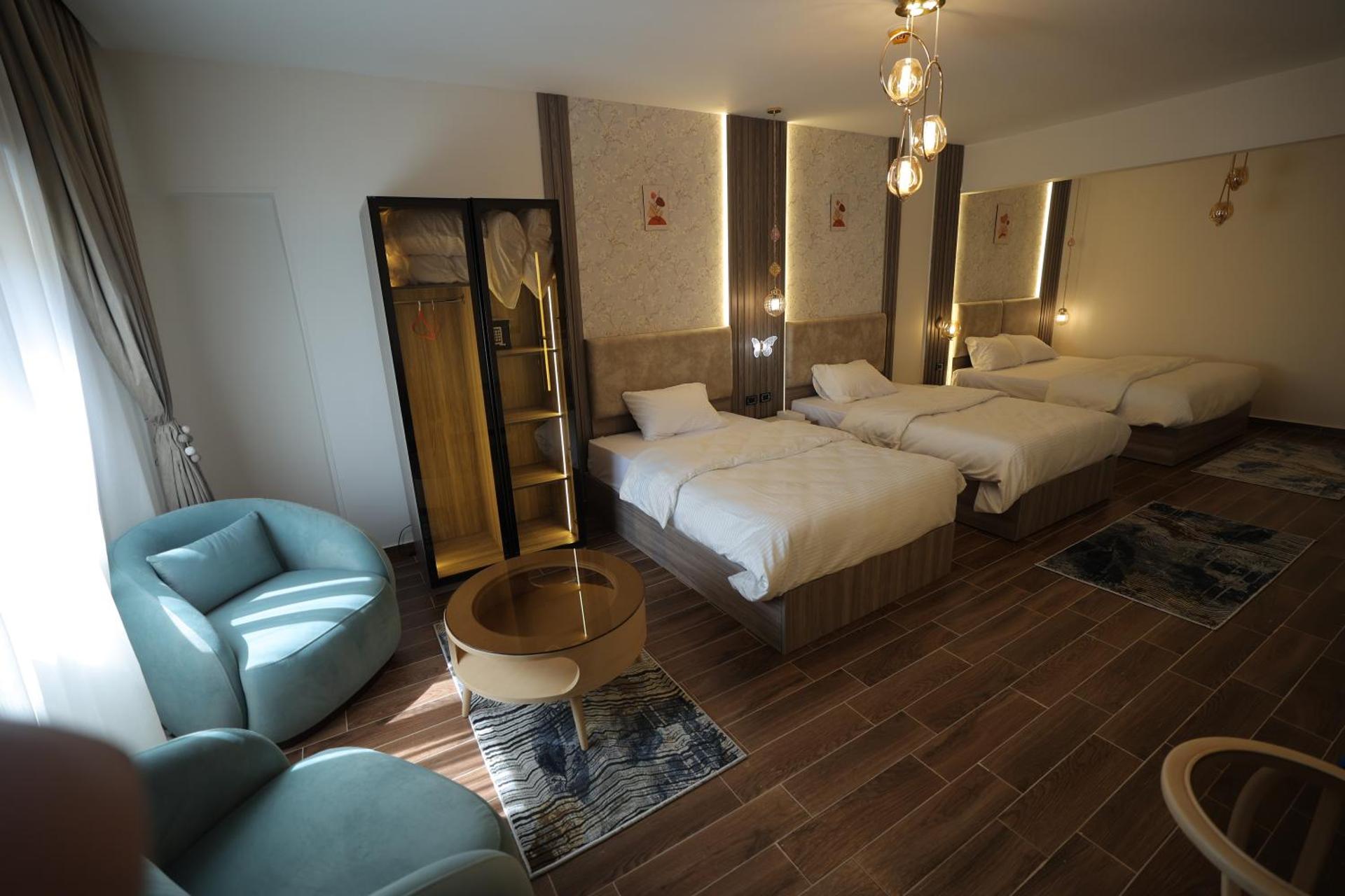 Gold Palace Hotel - Photo 92