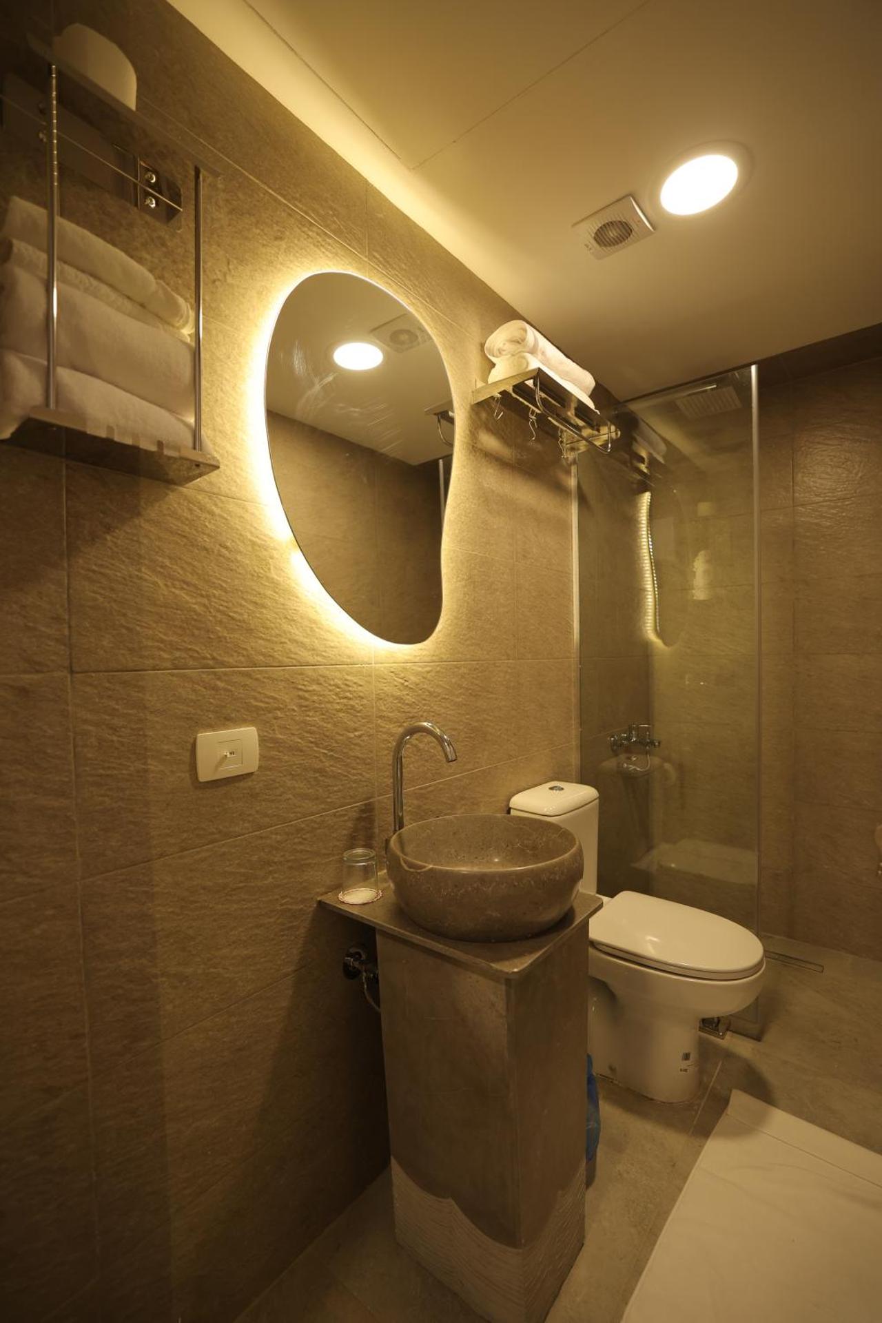 Gold Palace Hotel - Photo 43