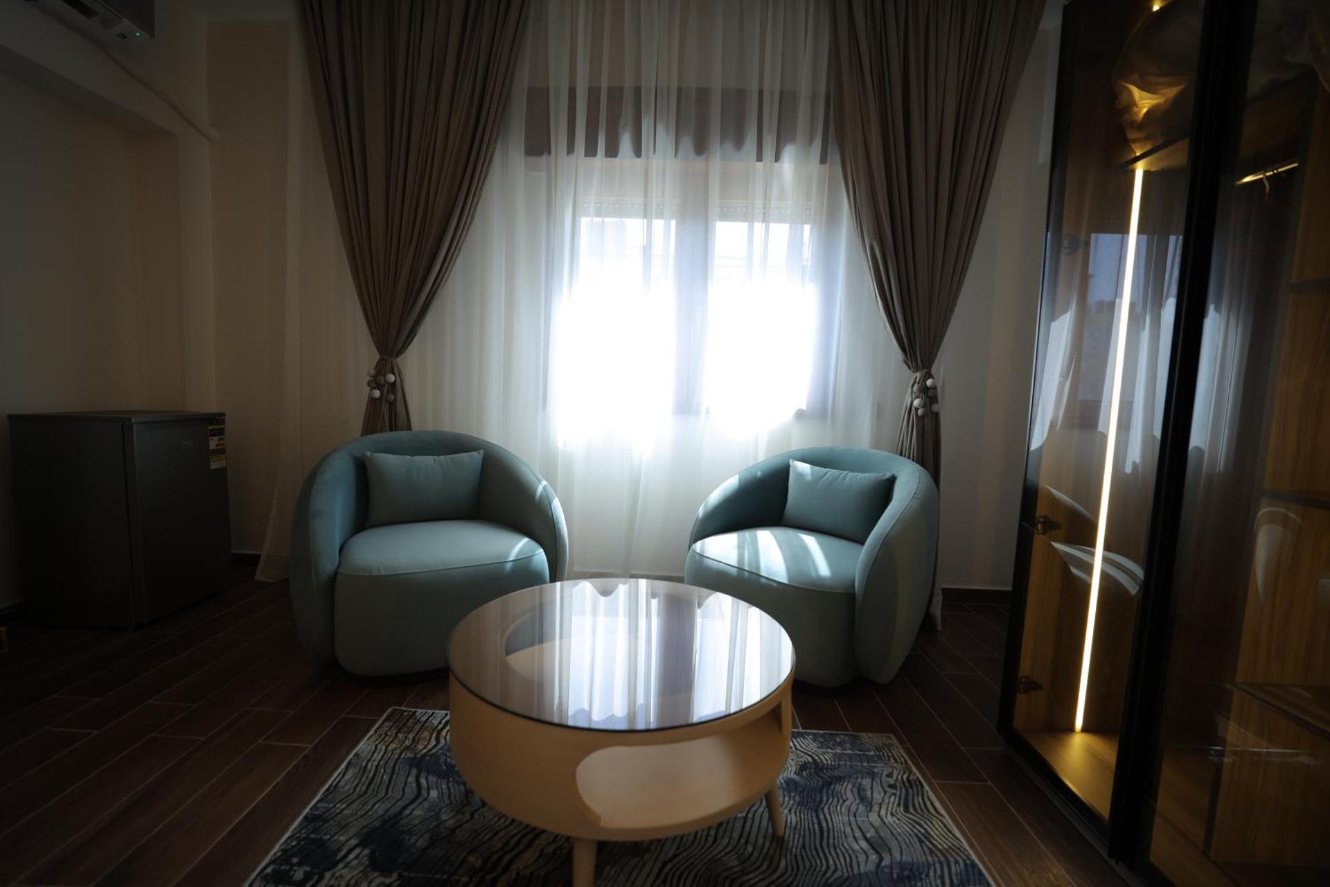 Gold Palace Hotel - Photo 97