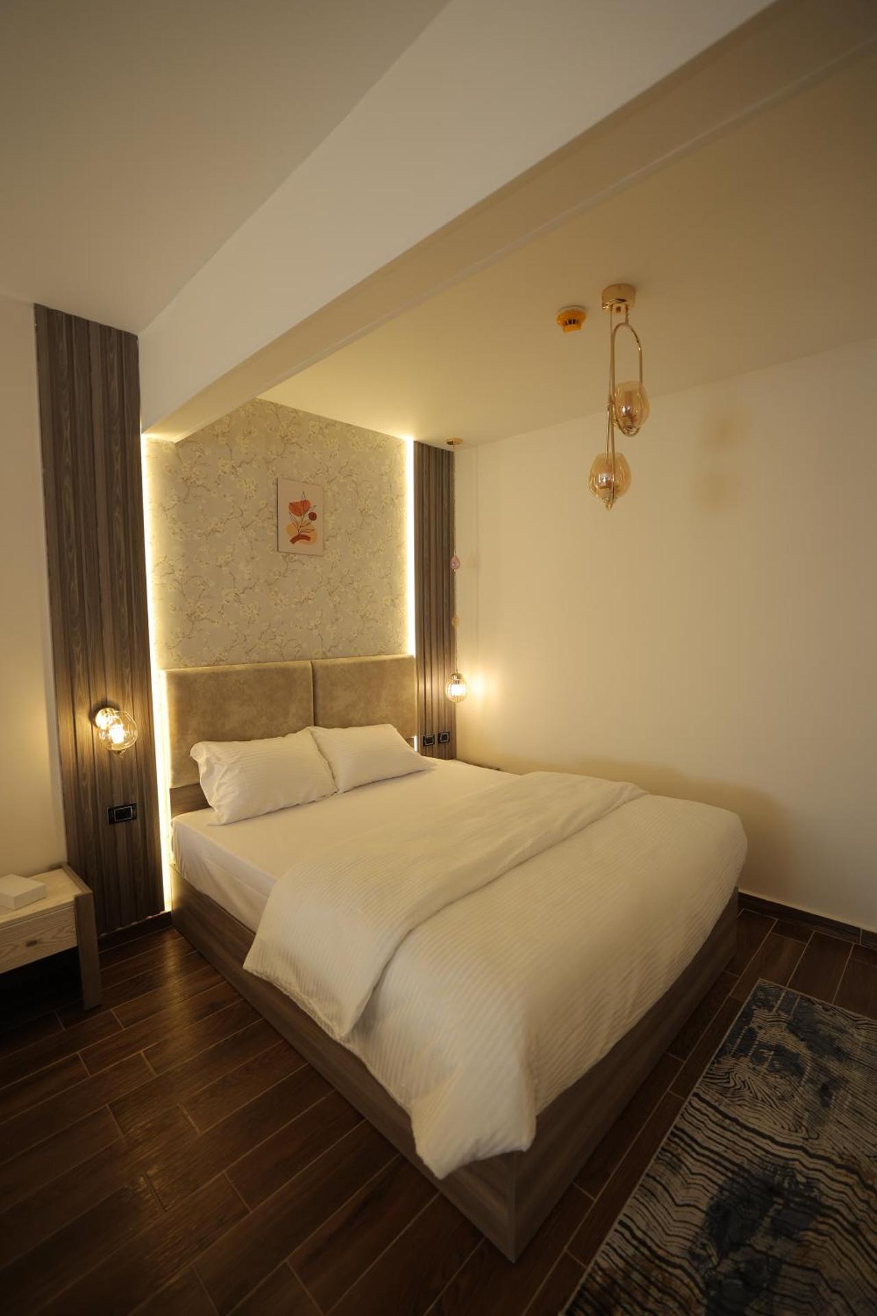 Gold Palace Hotel - Photo 3