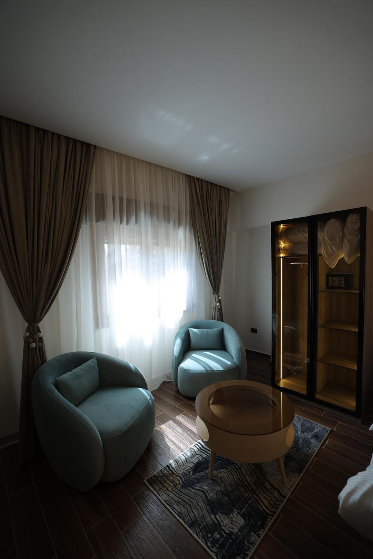 Gold Palace Hotel - Photo 74