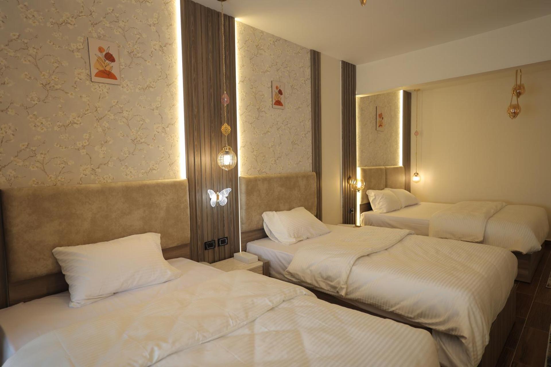 Gold Palace Hotel - Photo 72