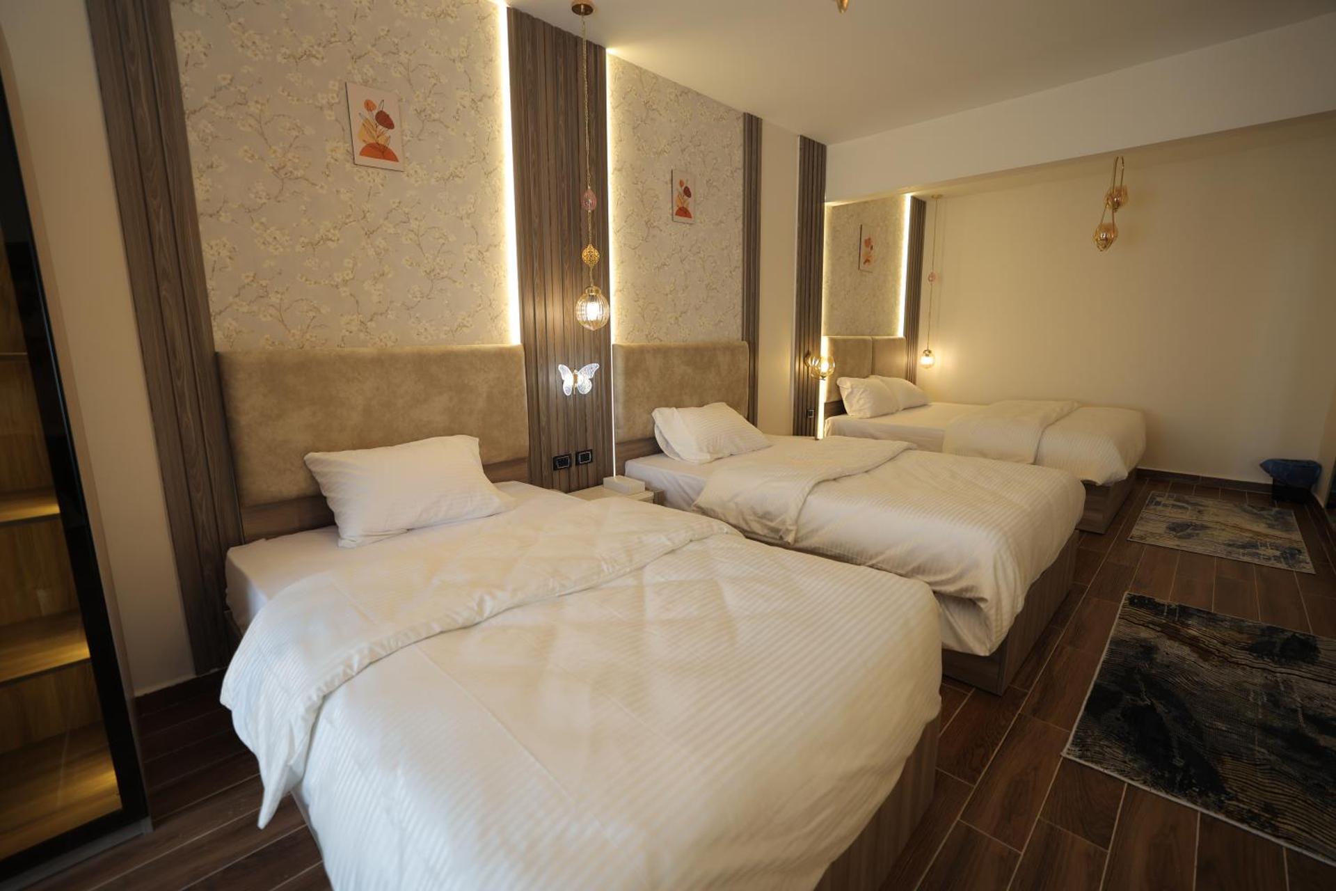 Gold Palace Hotel - Photo 86