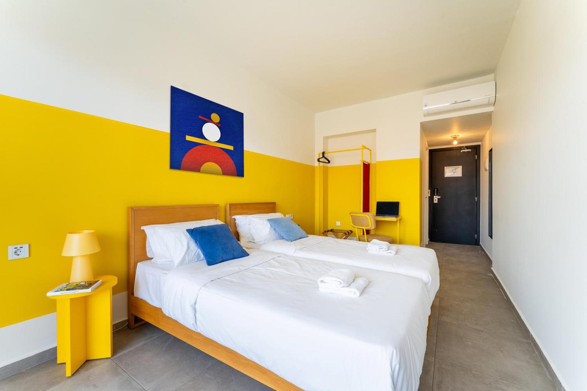 Yellowsquare Athens - Photo 28