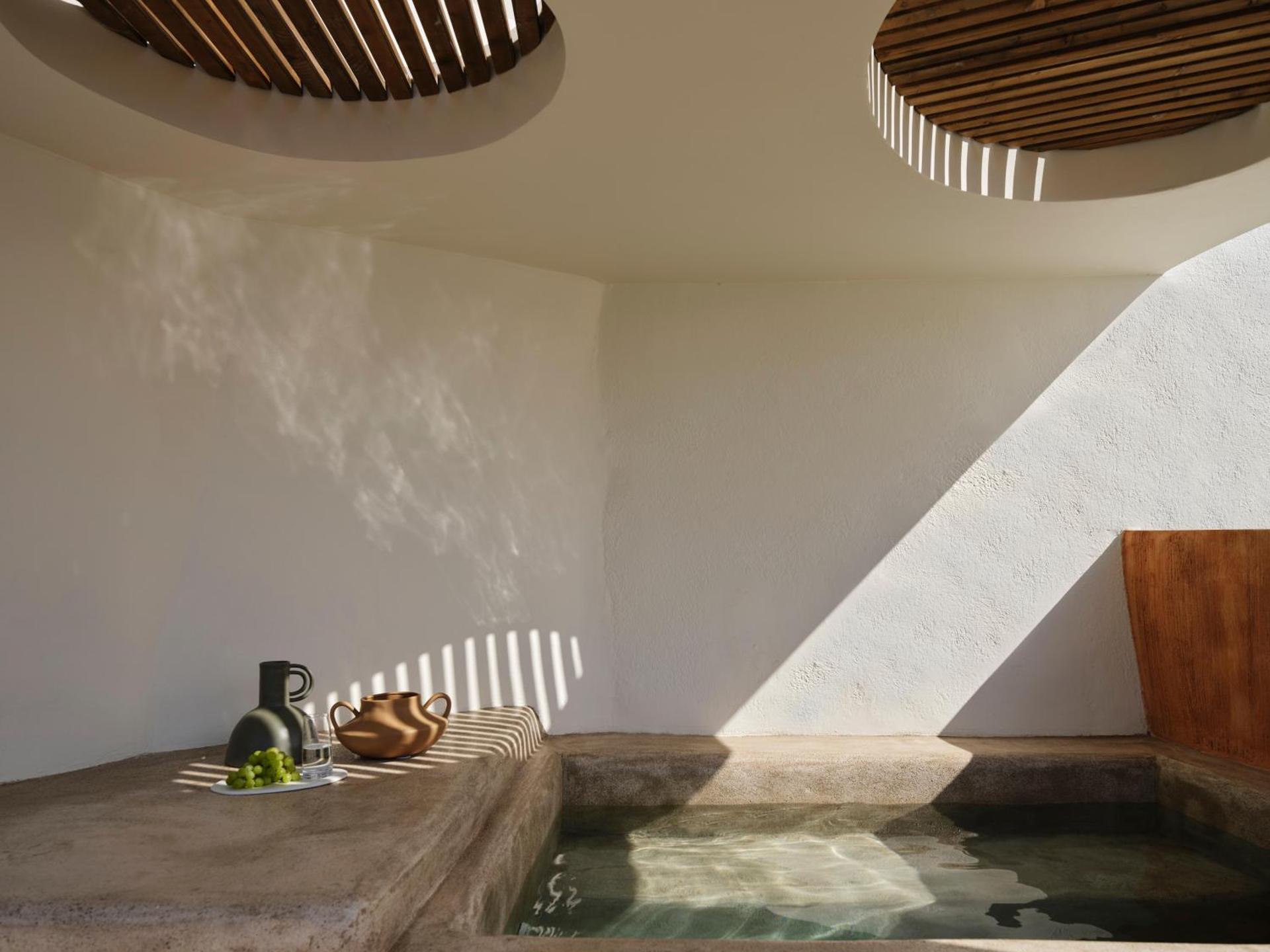 Andronis Luxury Suites - Photo 76