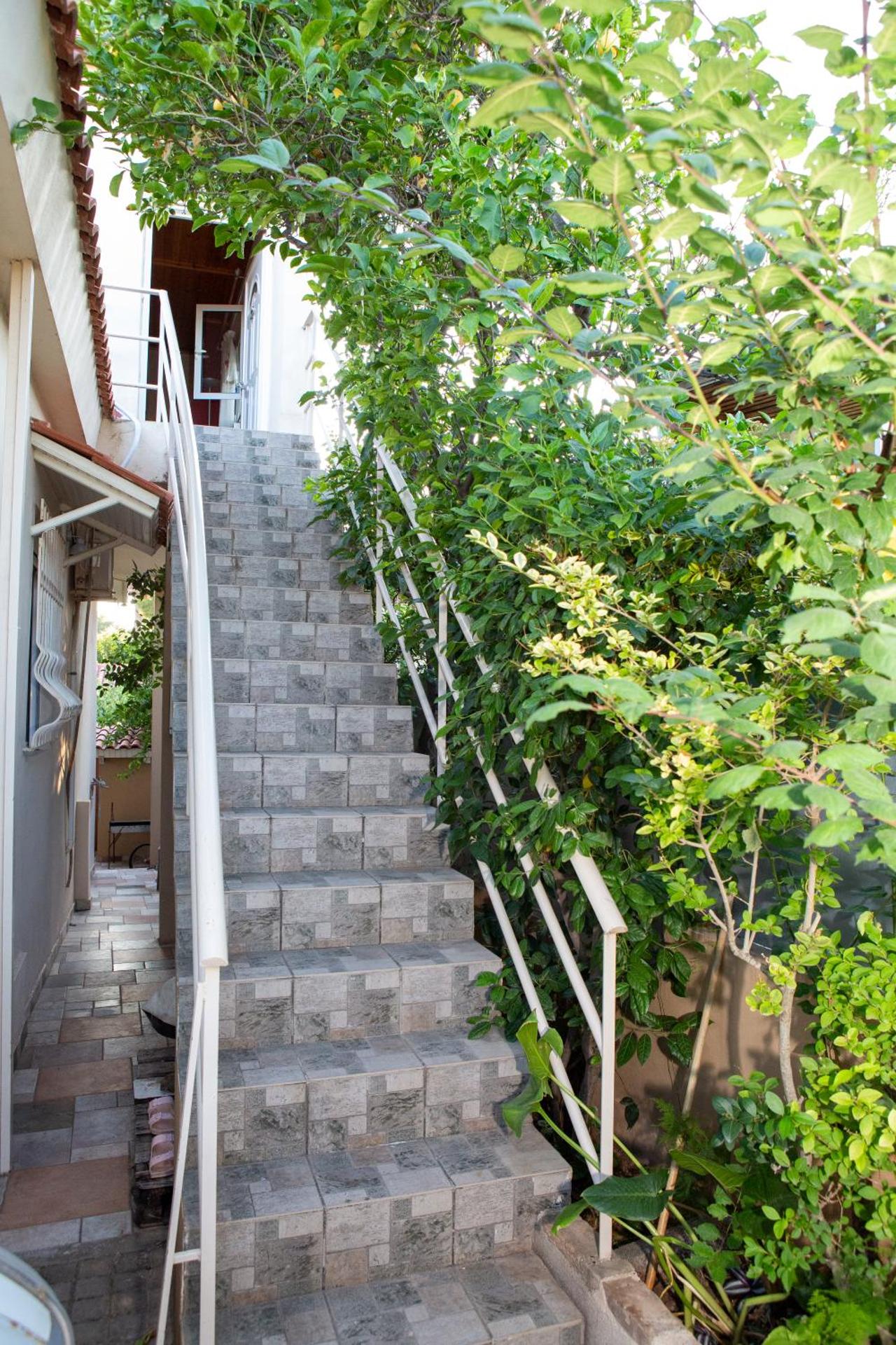 Costas Artemis Apartments Near Athens Airport - Photo 35