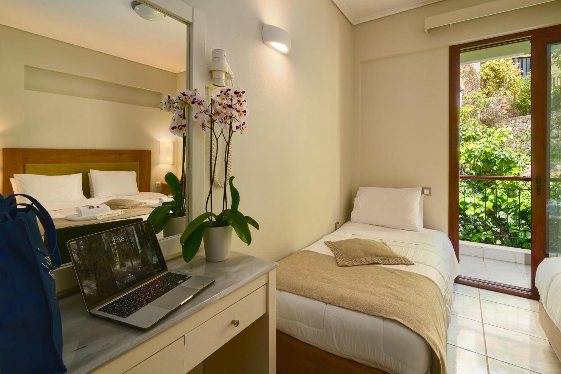 Fedriades Delphi Hotel - Photo 87